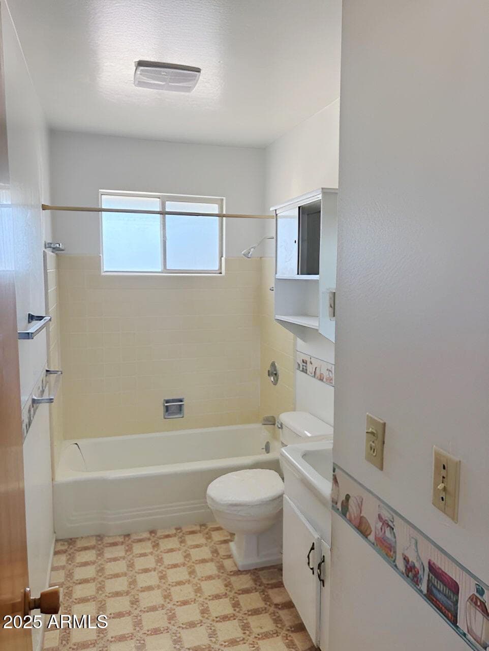11007 W FLORIDA Avenue, Sun City, AZ 85351 — photo 6 of 10