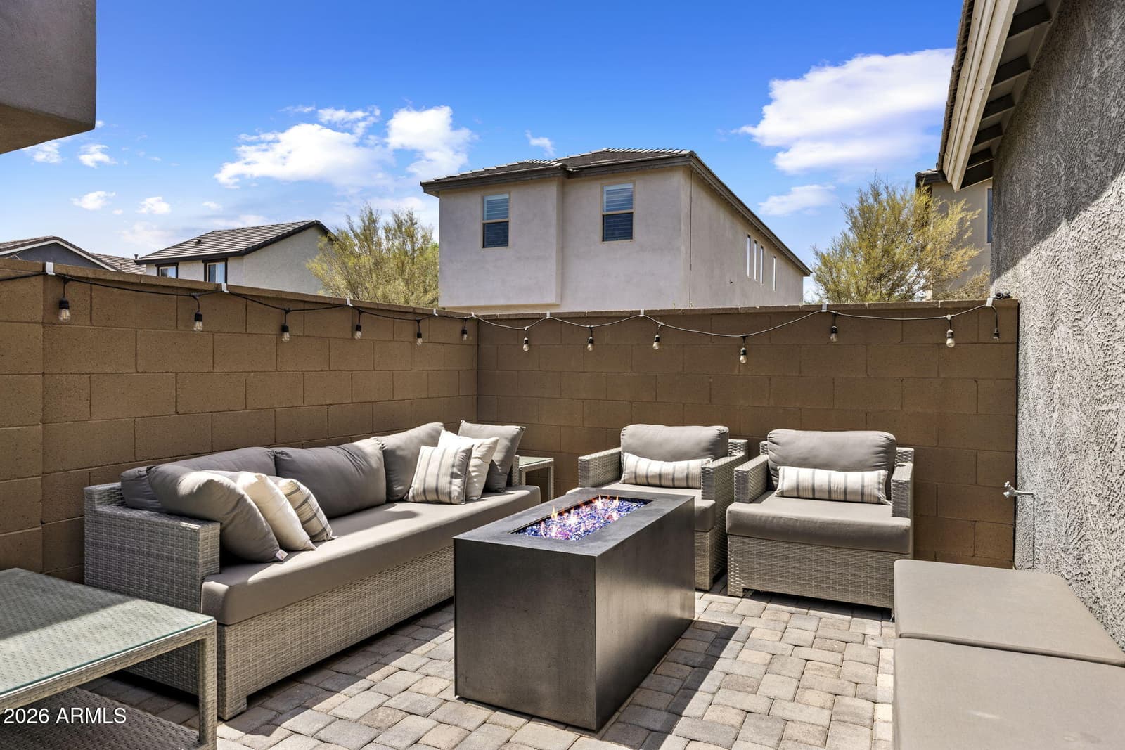 2022 W DESERT HOLLOW Drive, Phoenix, AZ 85085 — photo 18 of 25
