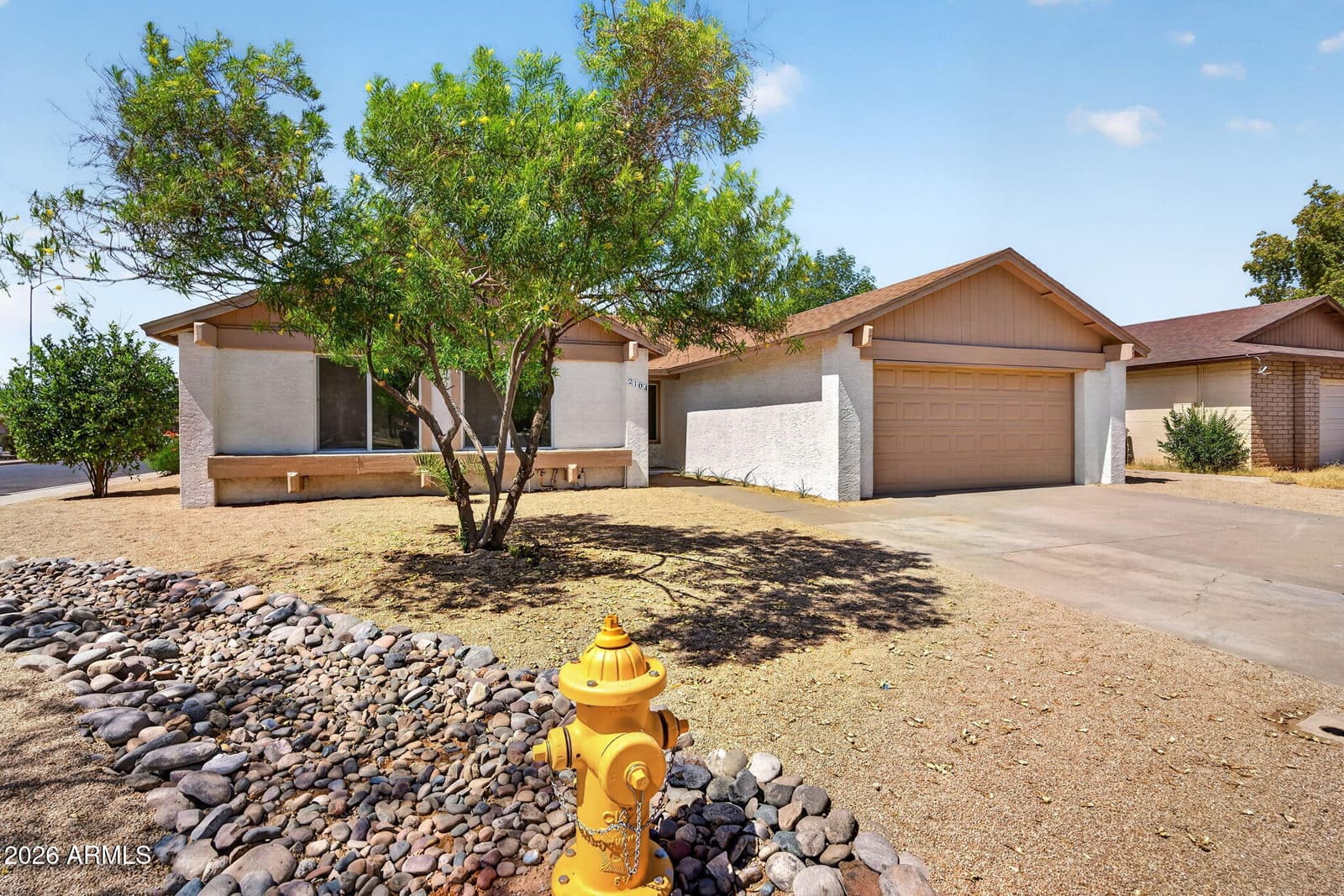 2104 E ENID Avenue, Mesa, AZ 85204 — photo 3 of 36