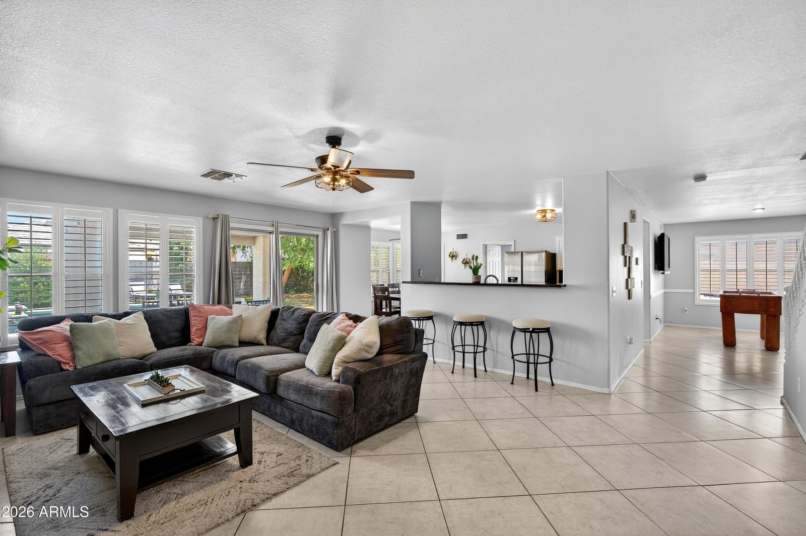 704 W La Pryor Lane, Gilbert, AZ 85233 — photo 9 of 54