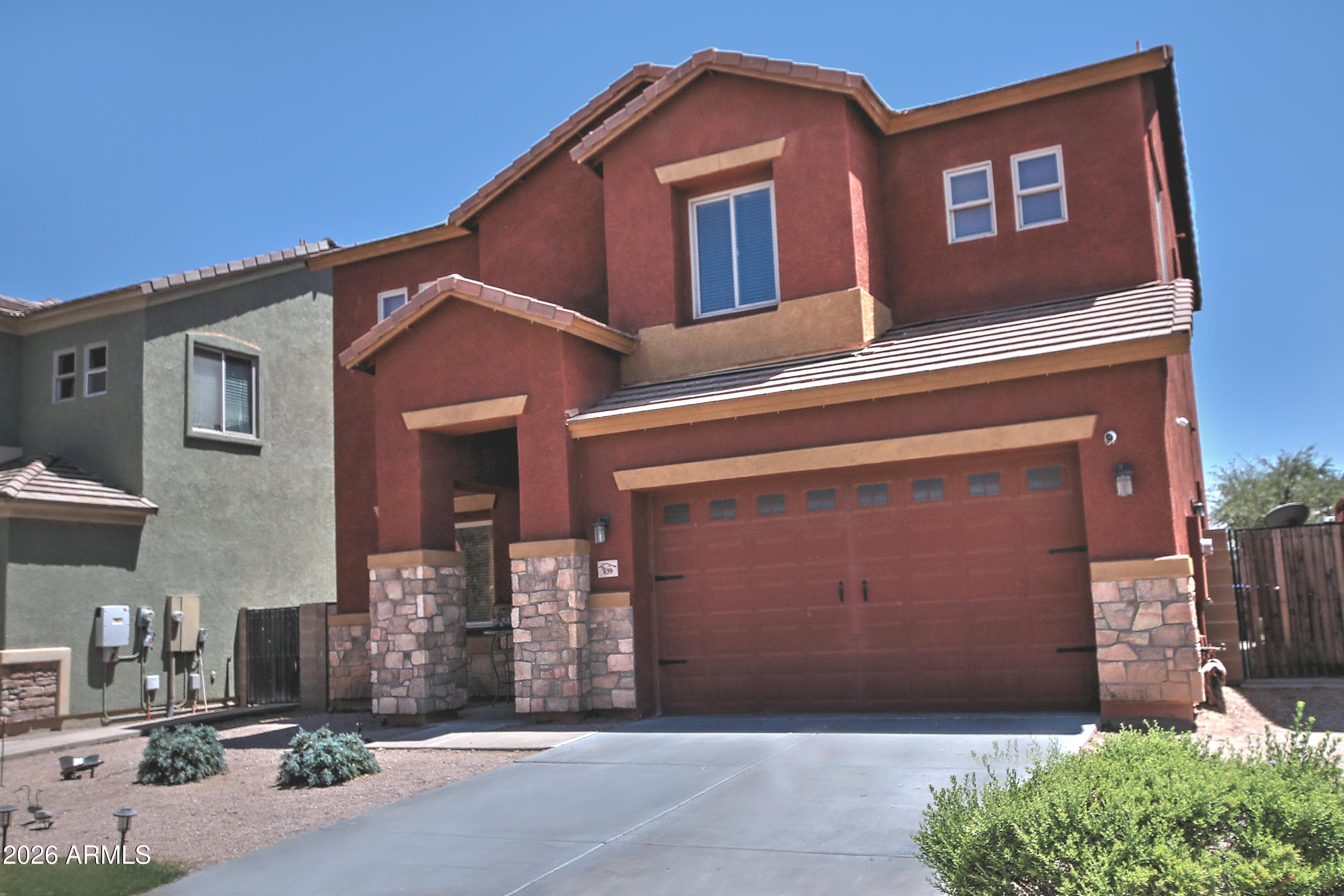 839 W SAGUARO Lane, San Tan Valley, AZ 85143 — photo 1 of 38