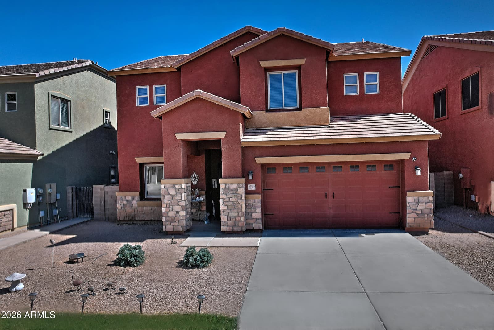 839 W SAGUARO Lane, San Tan Valley, AZ 85143 — photo 2 of 38