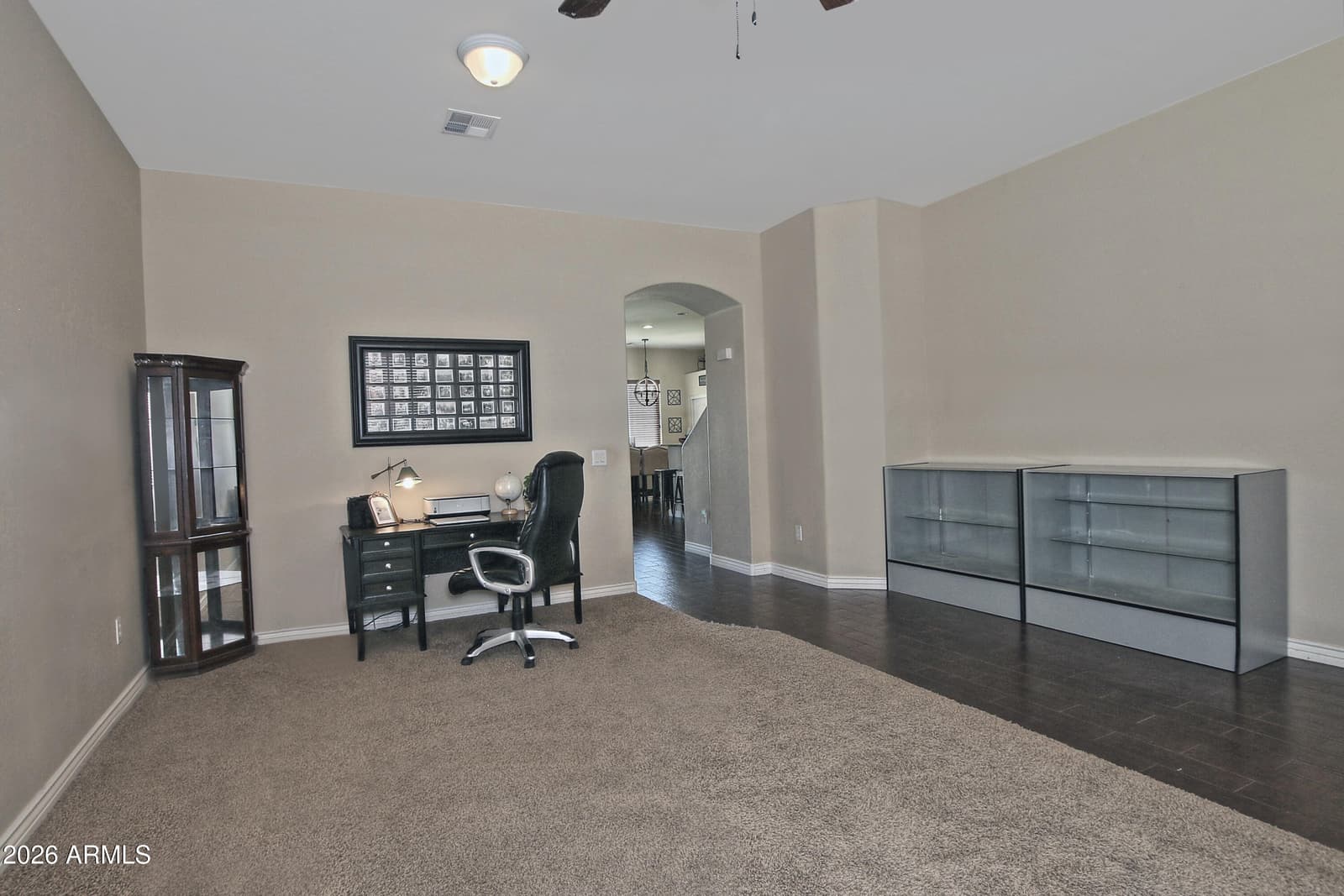839 W SAGUARO Lane, San Tan Valley, AZ 85143 — photo 5 of 38