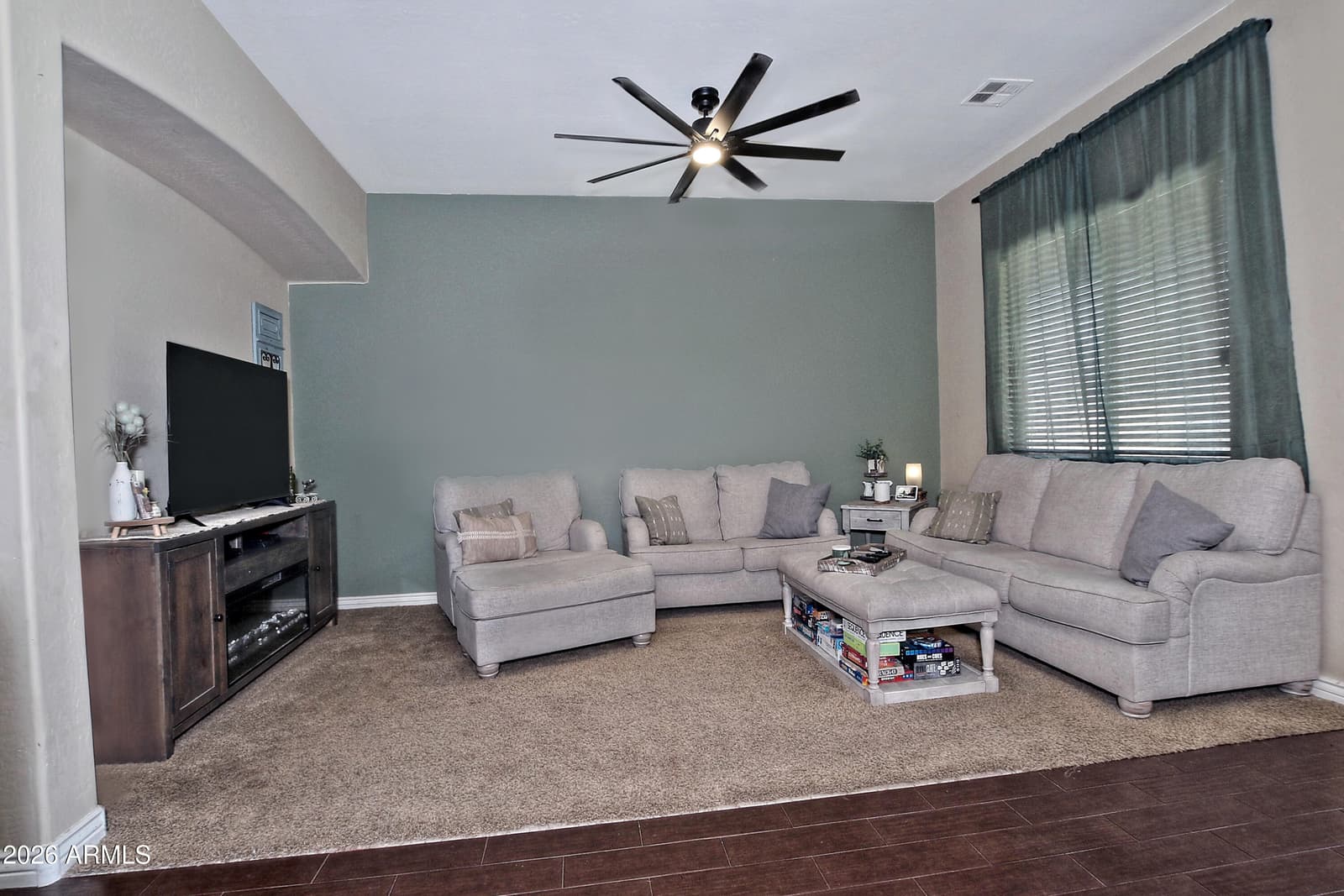 839 W SAGUARO Lane, San Tan Valley, AZ 85143 — photo 6 of 38
