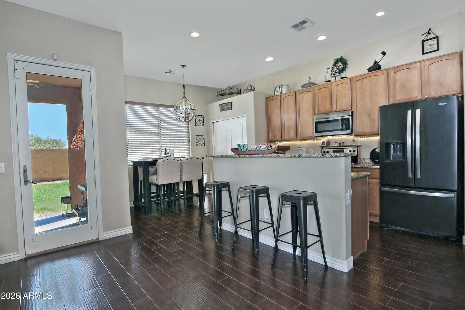 839 W SAGUARO Lane, San Tan Valley, AZ 85143 — photo 8 of 38