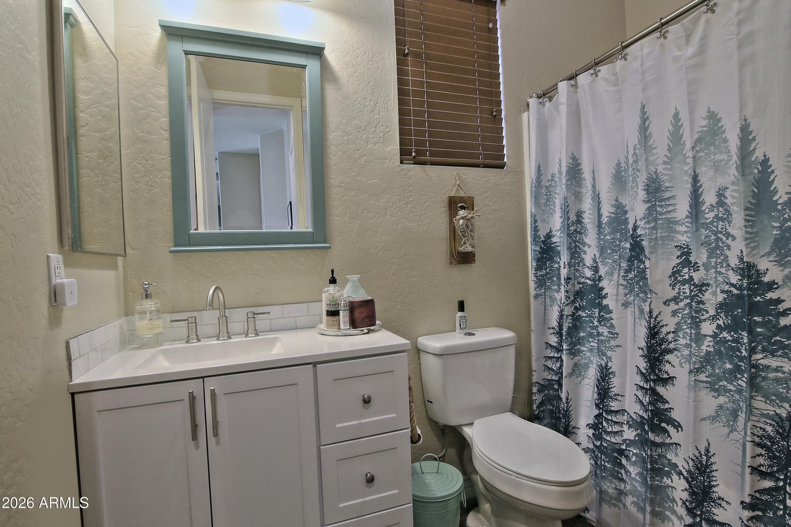 839 W SAGUARO Lane, San Tan Valley, AZ 85143 — photo 15 of 38