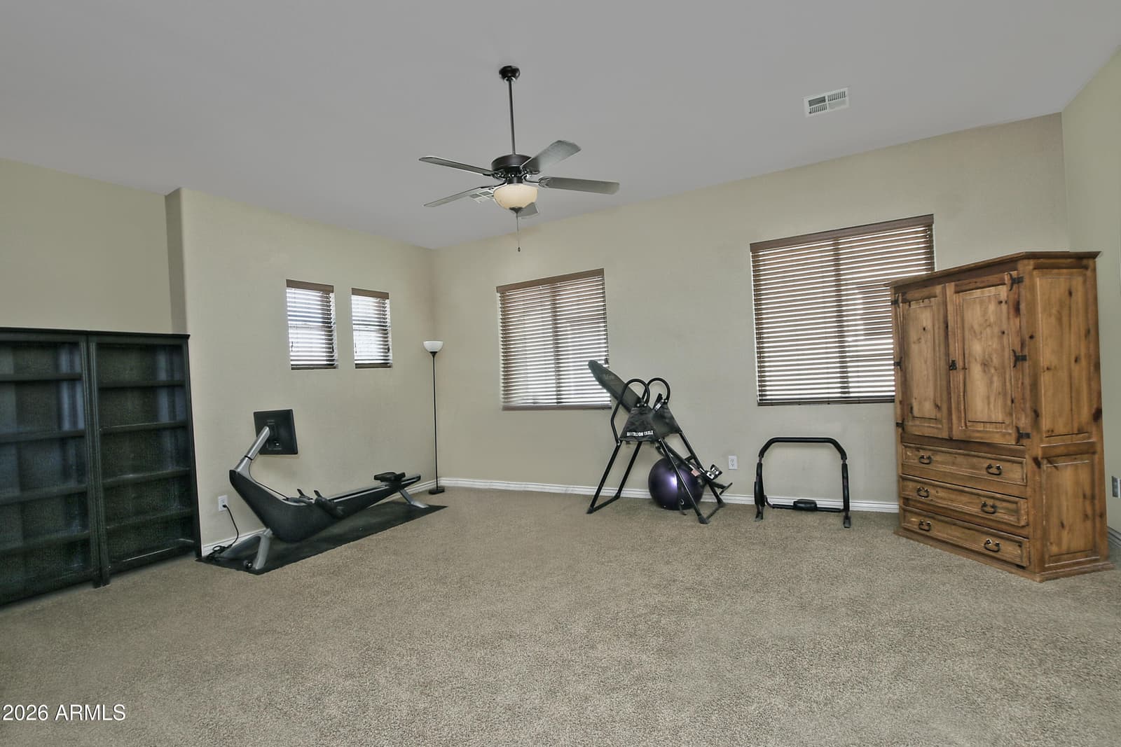 839 W SAGUARO Lane, San Tan Valley, AZ 85143 — photo 18 of 38
