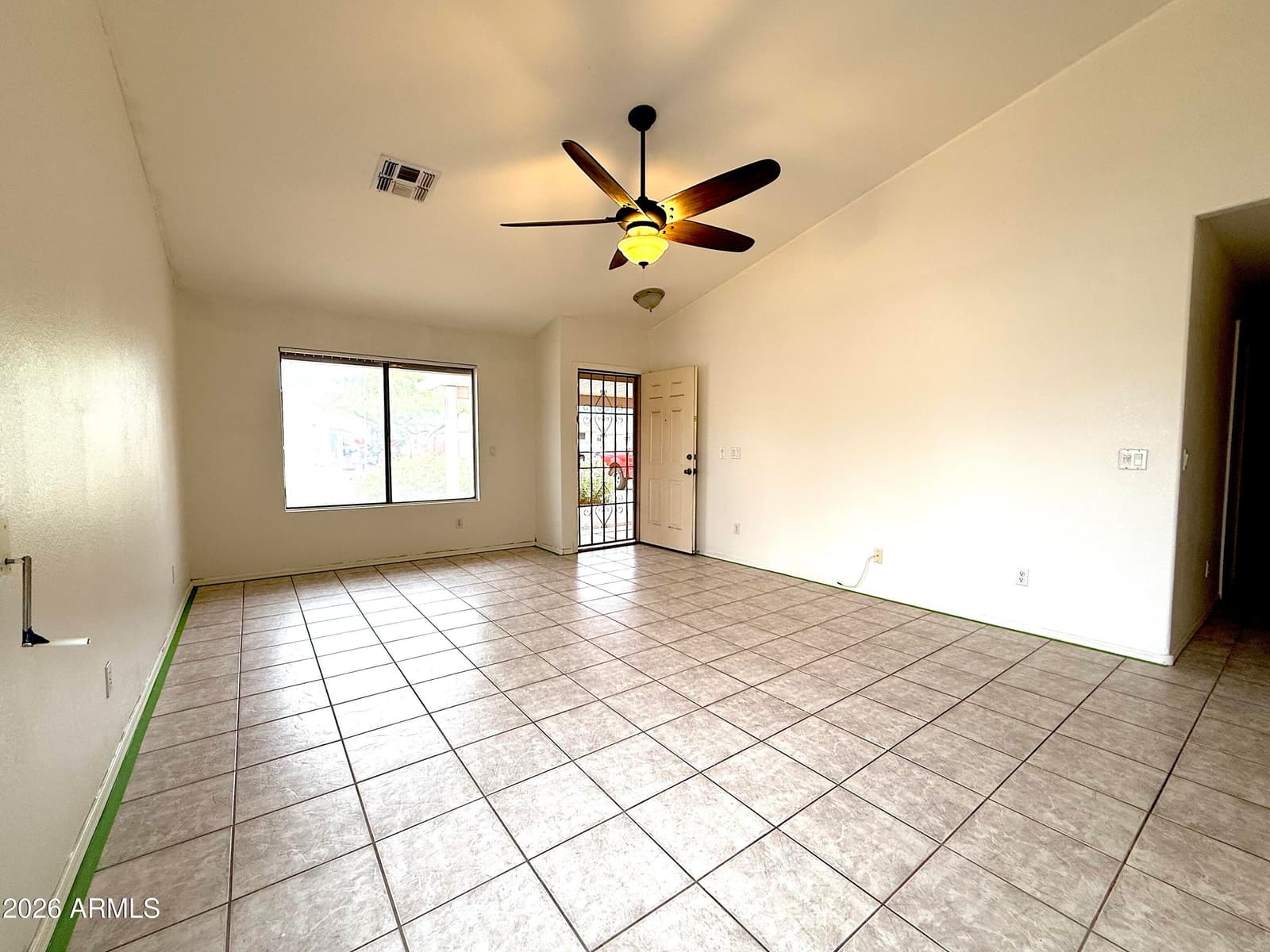 10781 W ROBIN Lane W, Peoria, AZ 85373 — photo 3 of 20