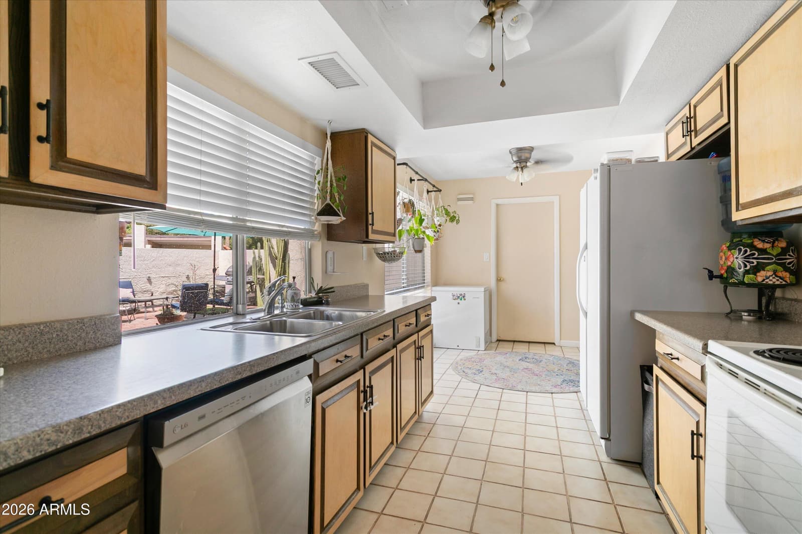 6836 N 29TH Lane, Phoenix, AZ 85017 — photo 9 of 36