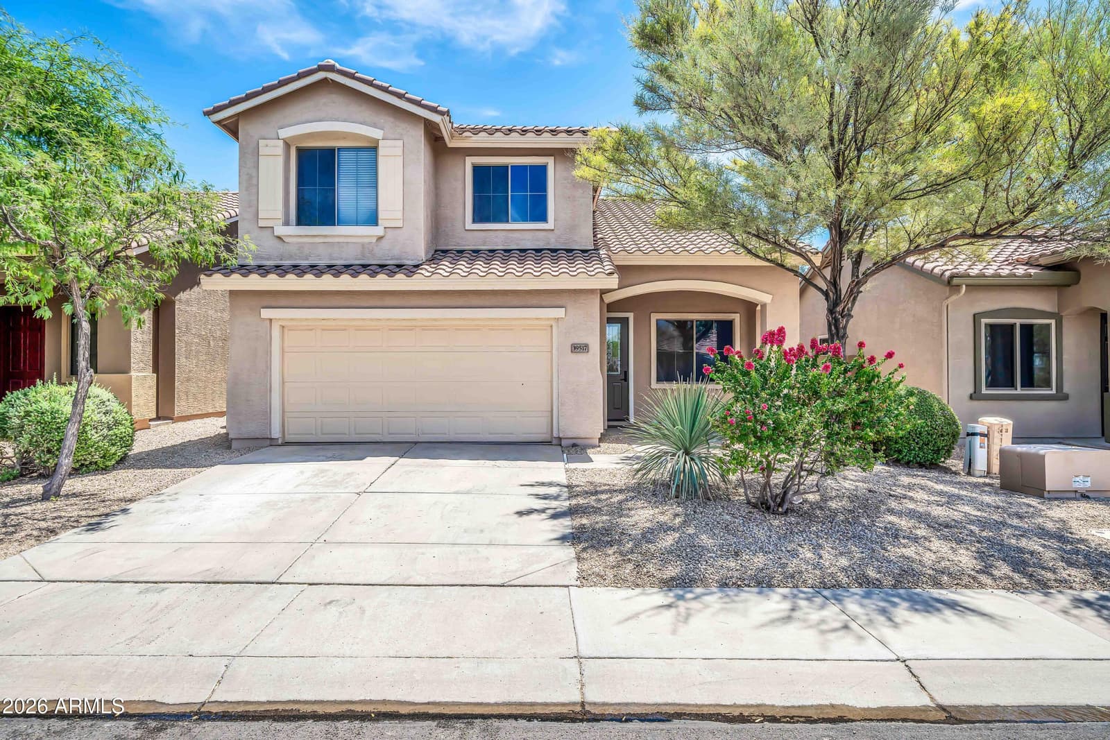 39517 N HILLERMAN Way, Phoenix, AZ 85086 — photo 1 of 48