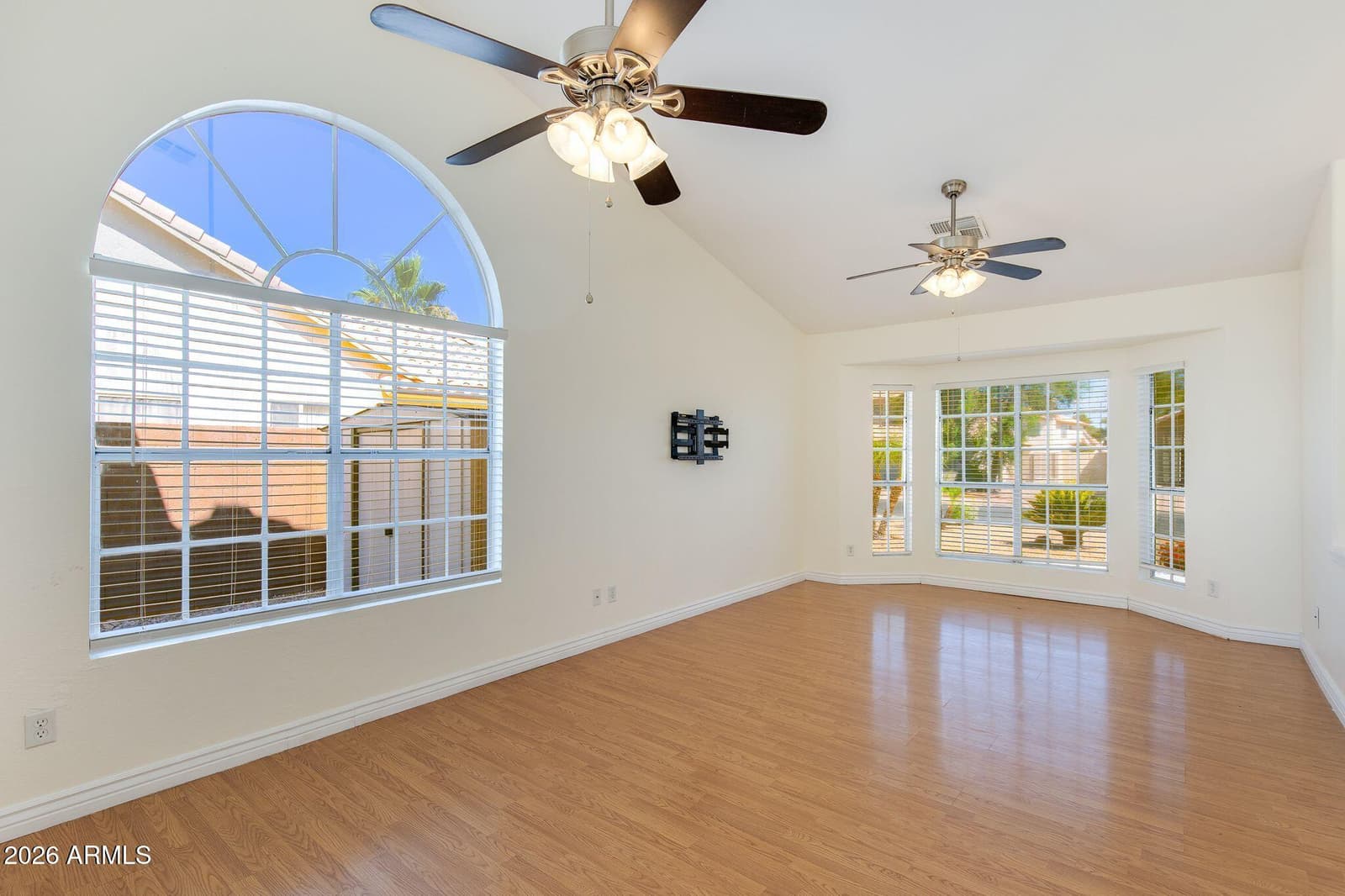 4250 E ENCINAS Avenue, Gilbert, AZ 85234 — photo 5 of 41