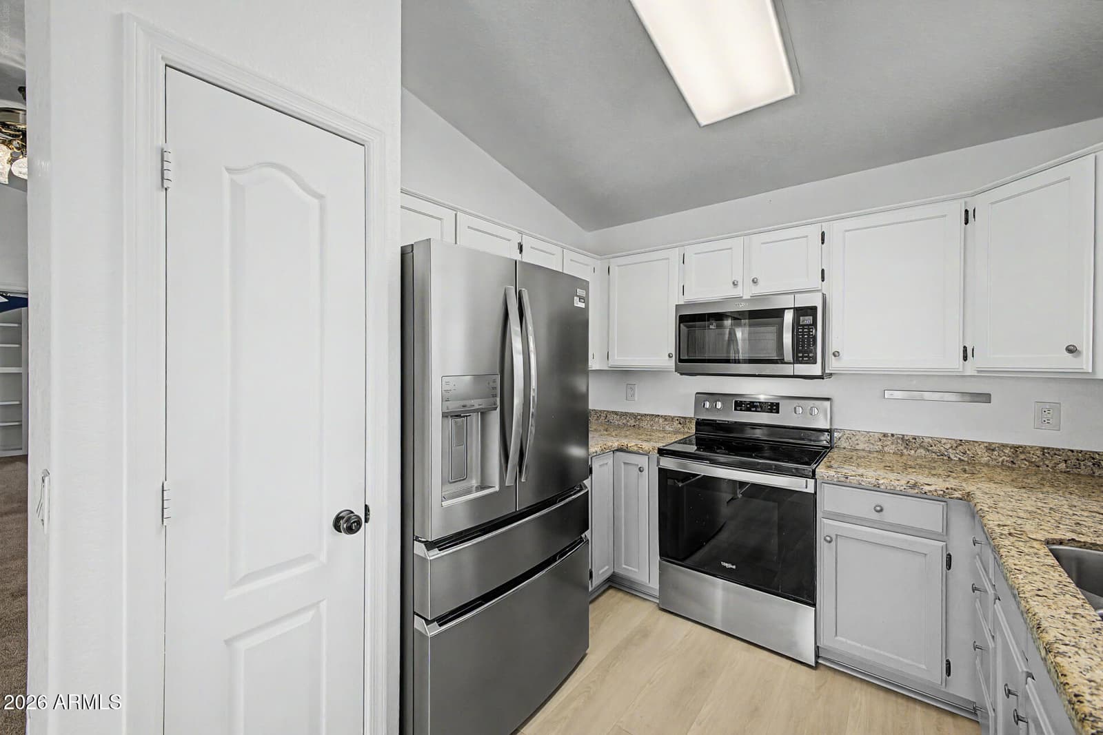 10851 W BEAUBIEN Drive, Peoria, AZ 85373 — photo 10 of 32