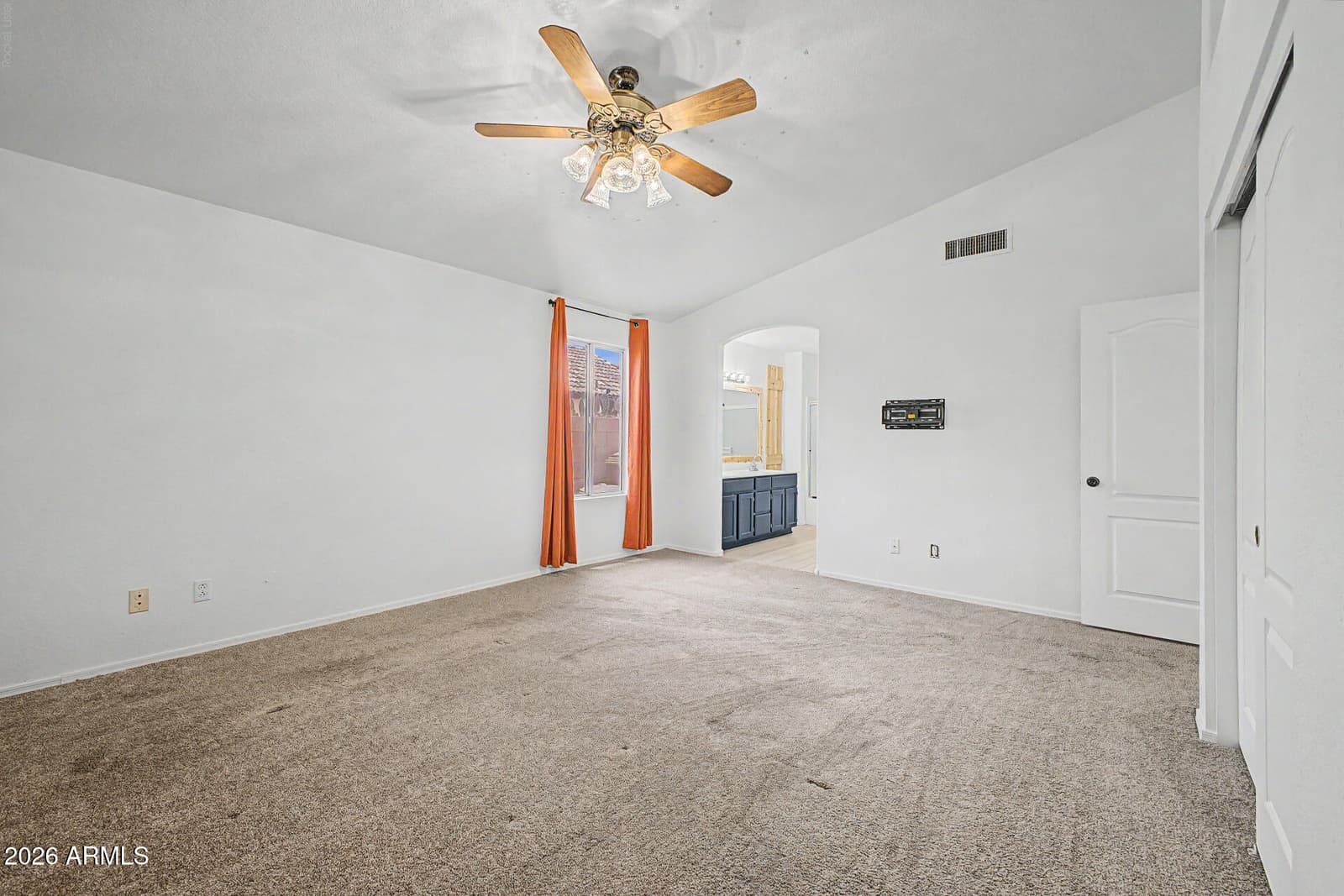 10851 W BEAUBIEN Drive, Peoria, AZ 85373 — photo 16 of 32