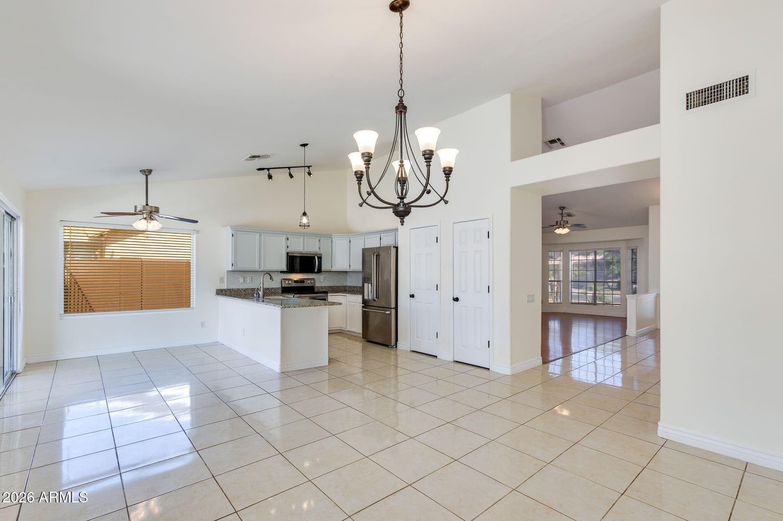4250 E ENCINAS Avenue, Gilbert, AZ 85234 — photo 8 of 41