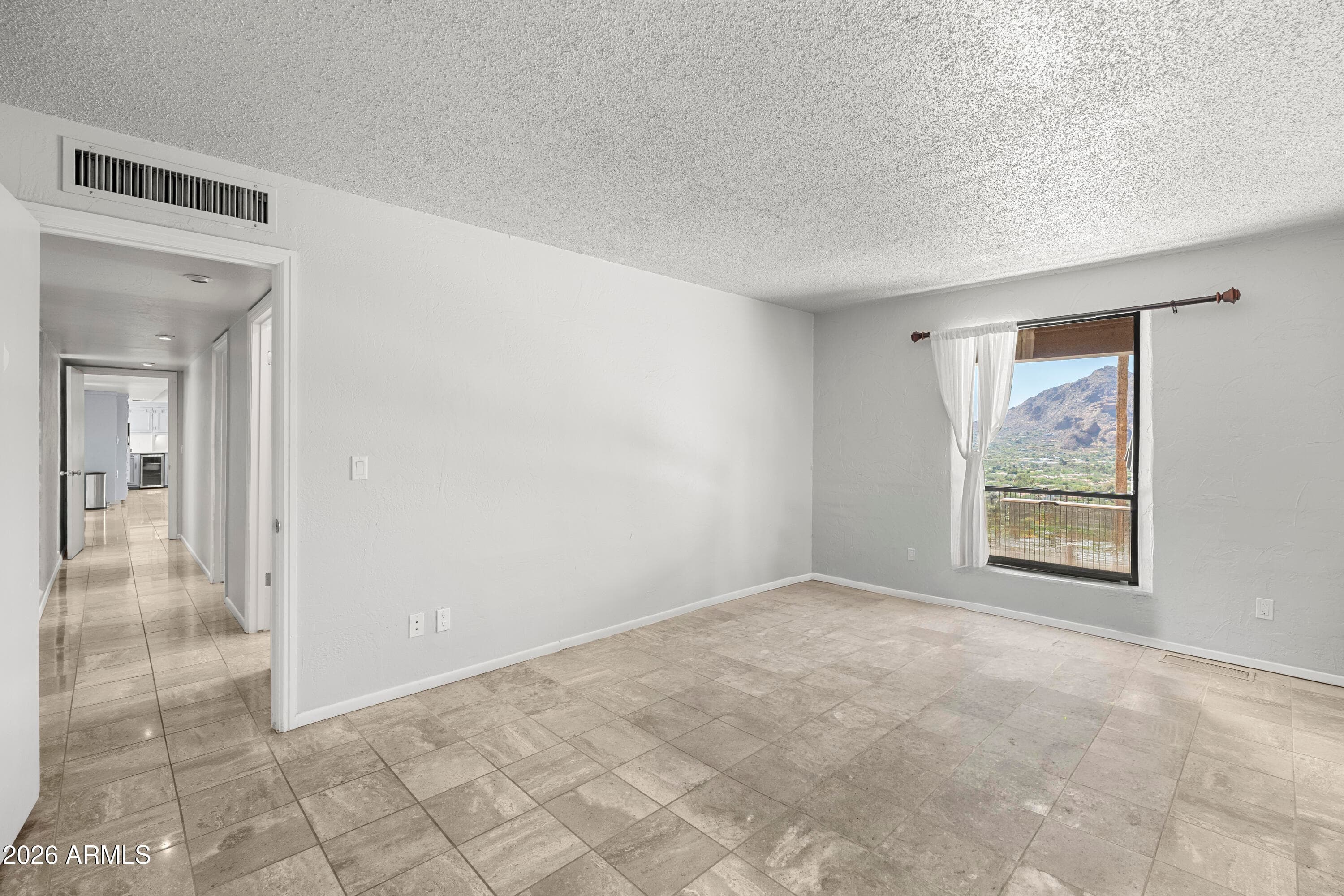 6900 N HIGHLANDS Drive, Paradise Valley, AZ 85253 — photo 31 of 45