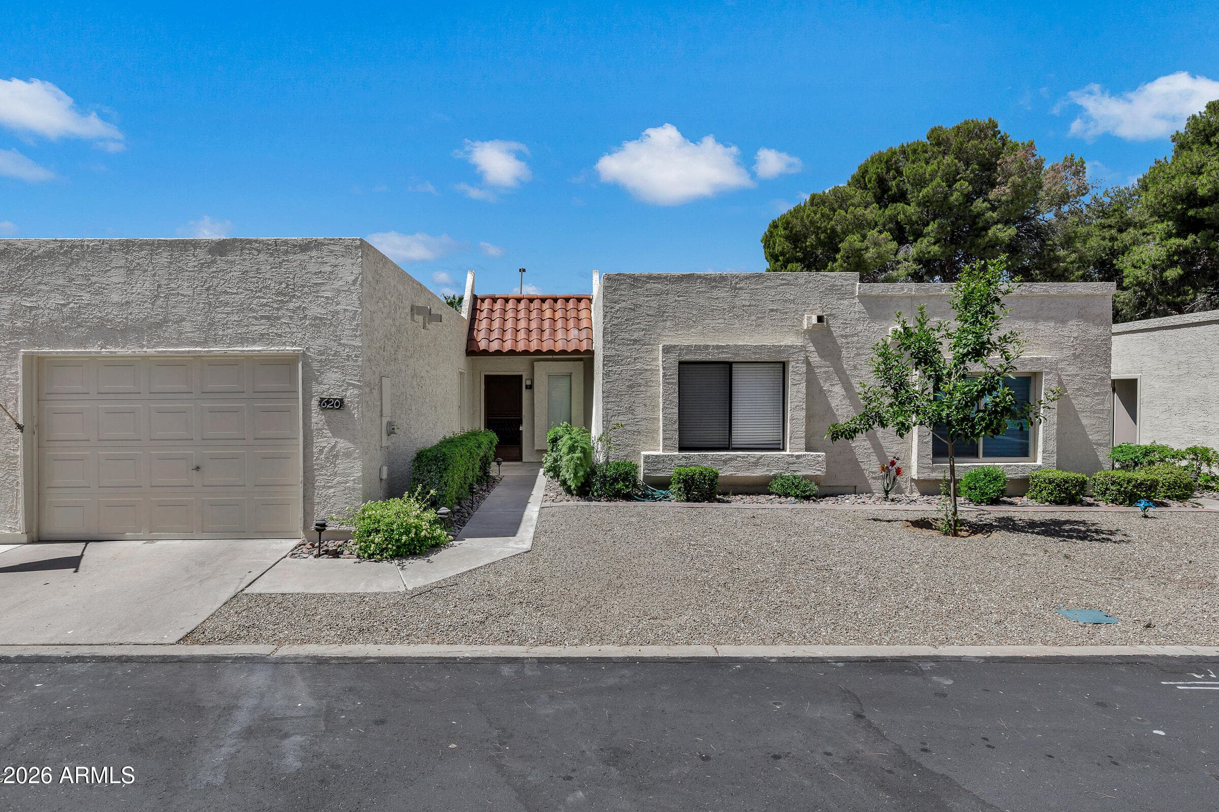 620 S PRIVET Way, Mesa, AZ 85208 — photo 1 of 33