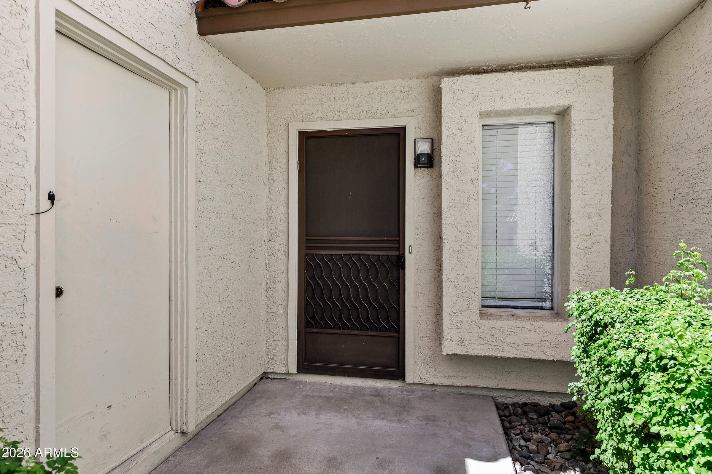 620 S PRIVET Way, Mesa, AZ 85208 — photo 4 of 33