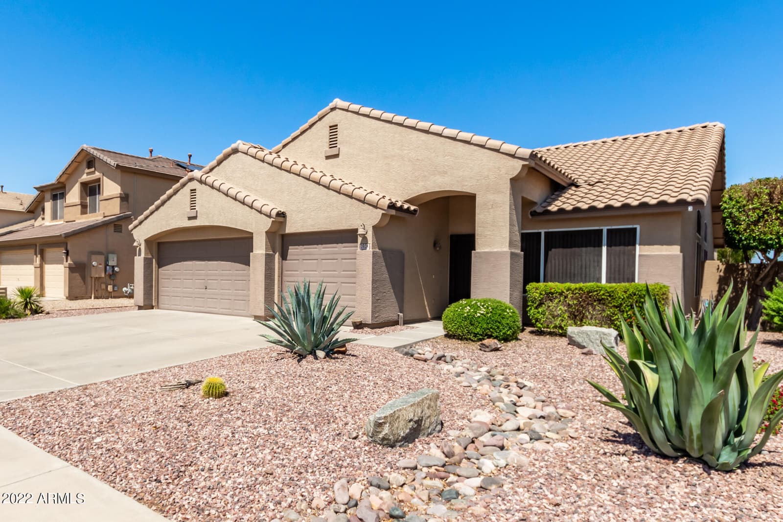 7928 W BEAUBIEN Drive, Peoria, AZ 85382 — photo 1 of 28