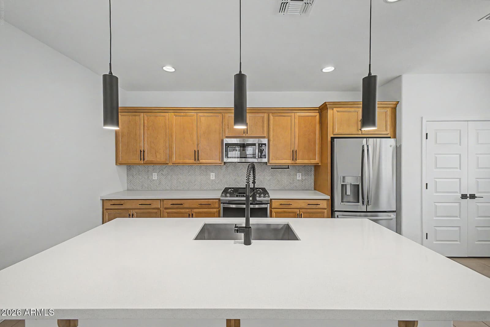 3767 N 100th Drive, Avondale, AZ 85392 — photo 11 of 41