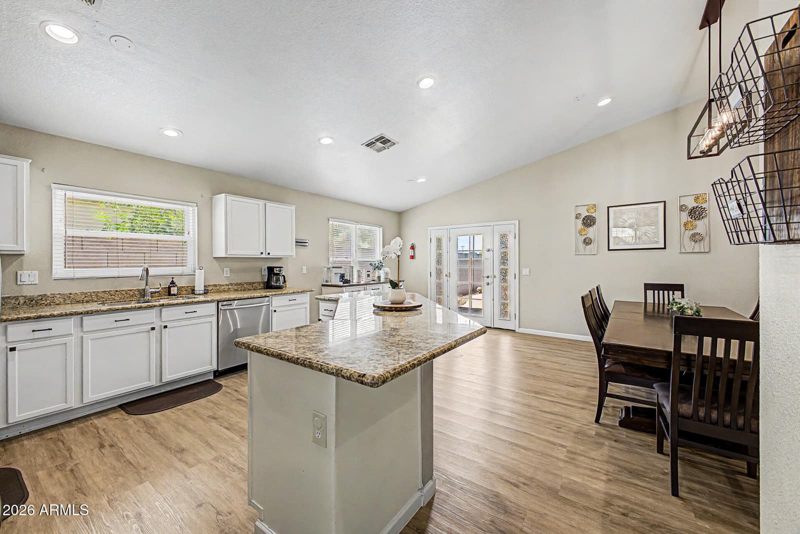 1352 S PORTLAND Avenue, Gilbert, AZ 85296 — photo 9 of 33