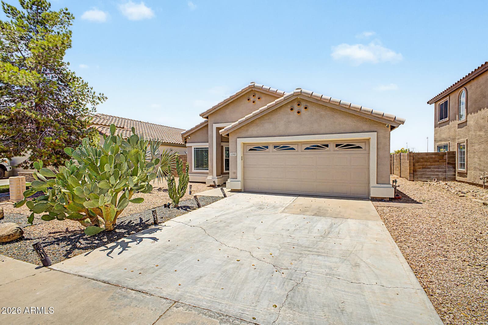 1352 S PORTLAND Avenue, Gilbert, AZ 85296 — photo 1 of 33