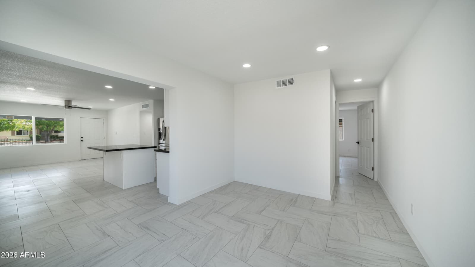 18218 N 33RD Drive, Phoenix, AZ 85053 — photo 8 of 22