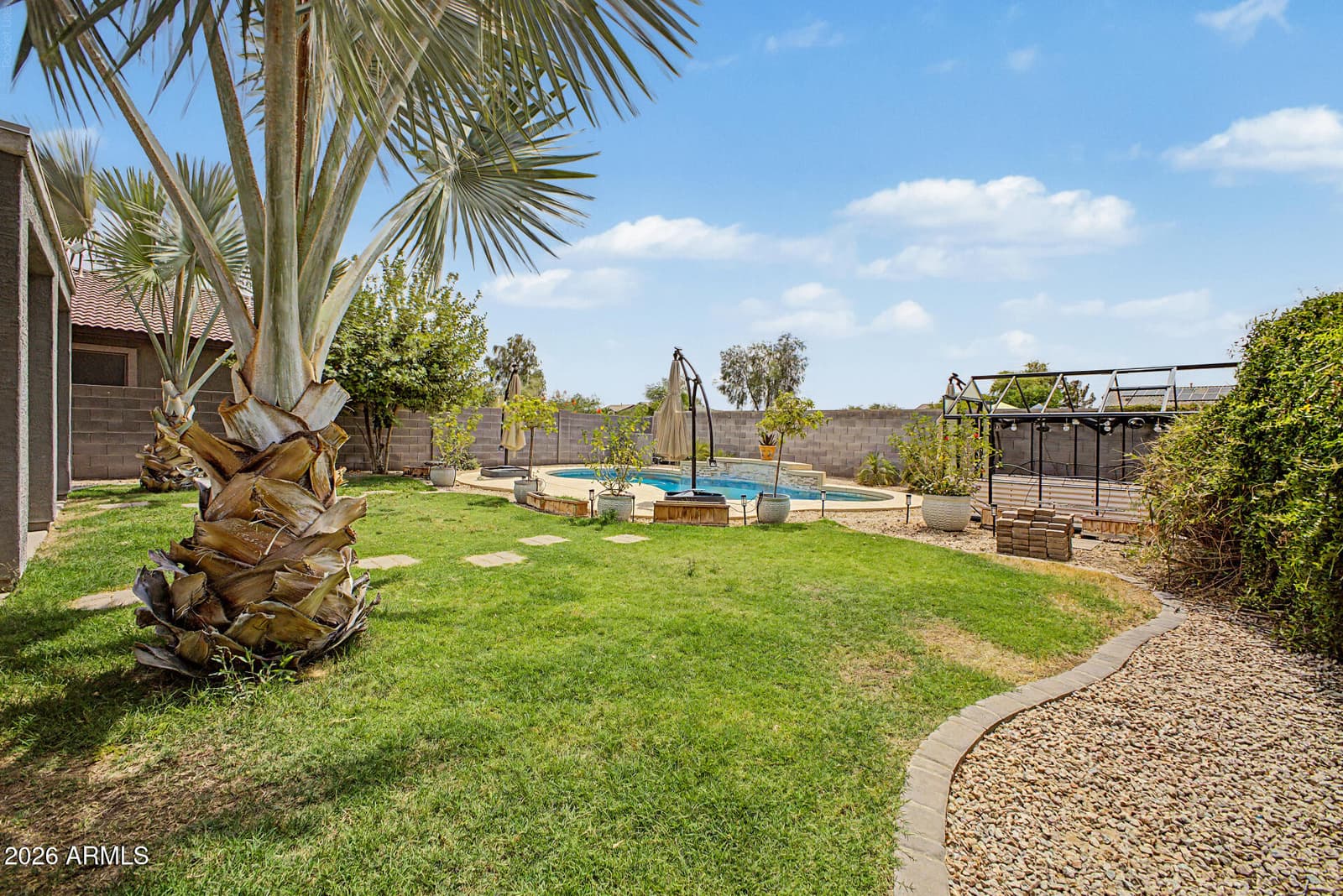 28536 N SUNSET Drive, San Tan Valley, AZ 85143
