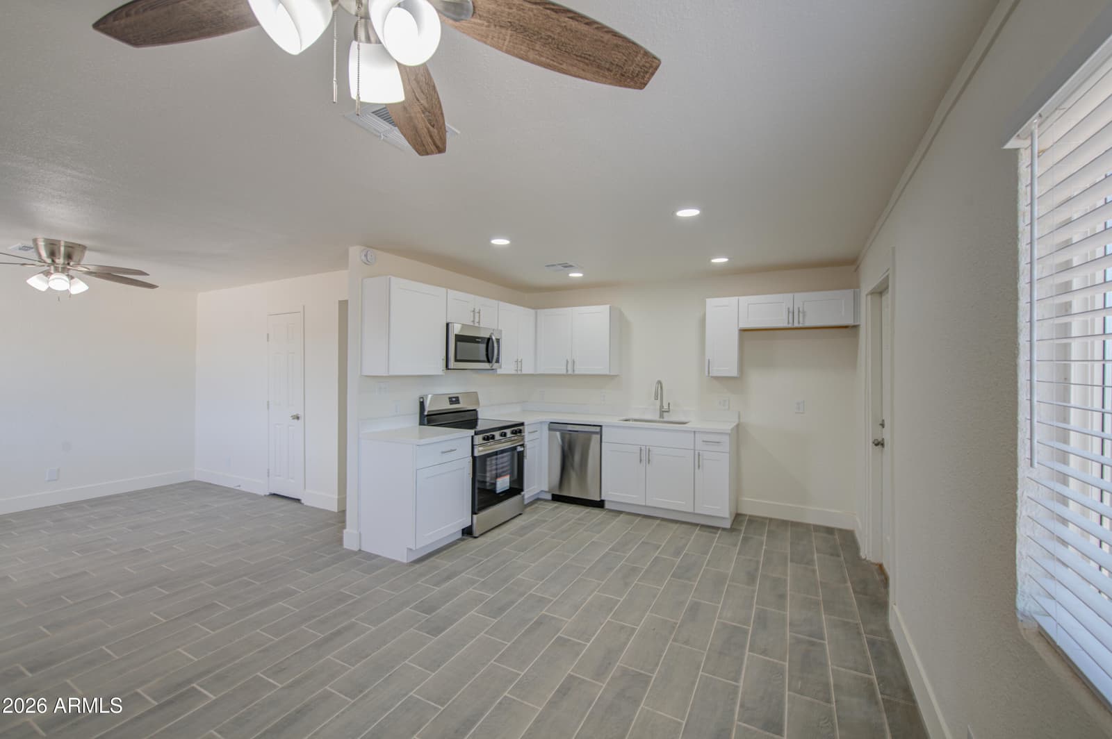 260 E CENTRAL Avenue, Coolidge, AZ 85128 — photo 10 of 30
