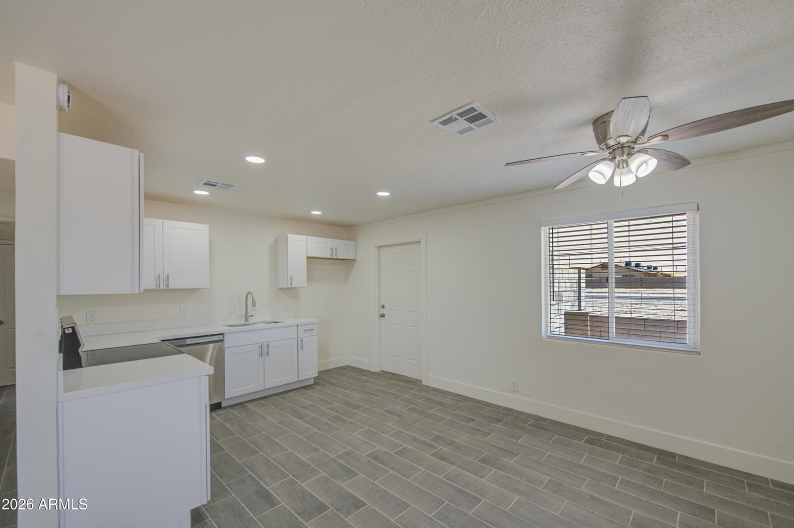 260 E CENTRAL Avenue, Coolidge, AZ 85128 — photo 12 of 30
