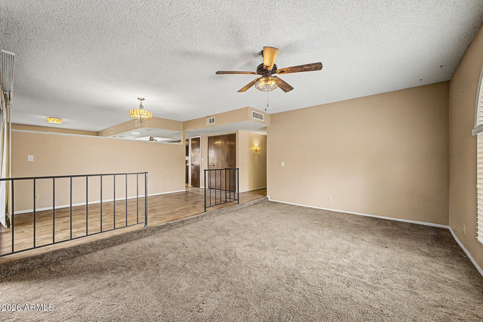 2021 W MYRTLE Avenue, Phoenix, AZ 85021 — photo 6 of 29