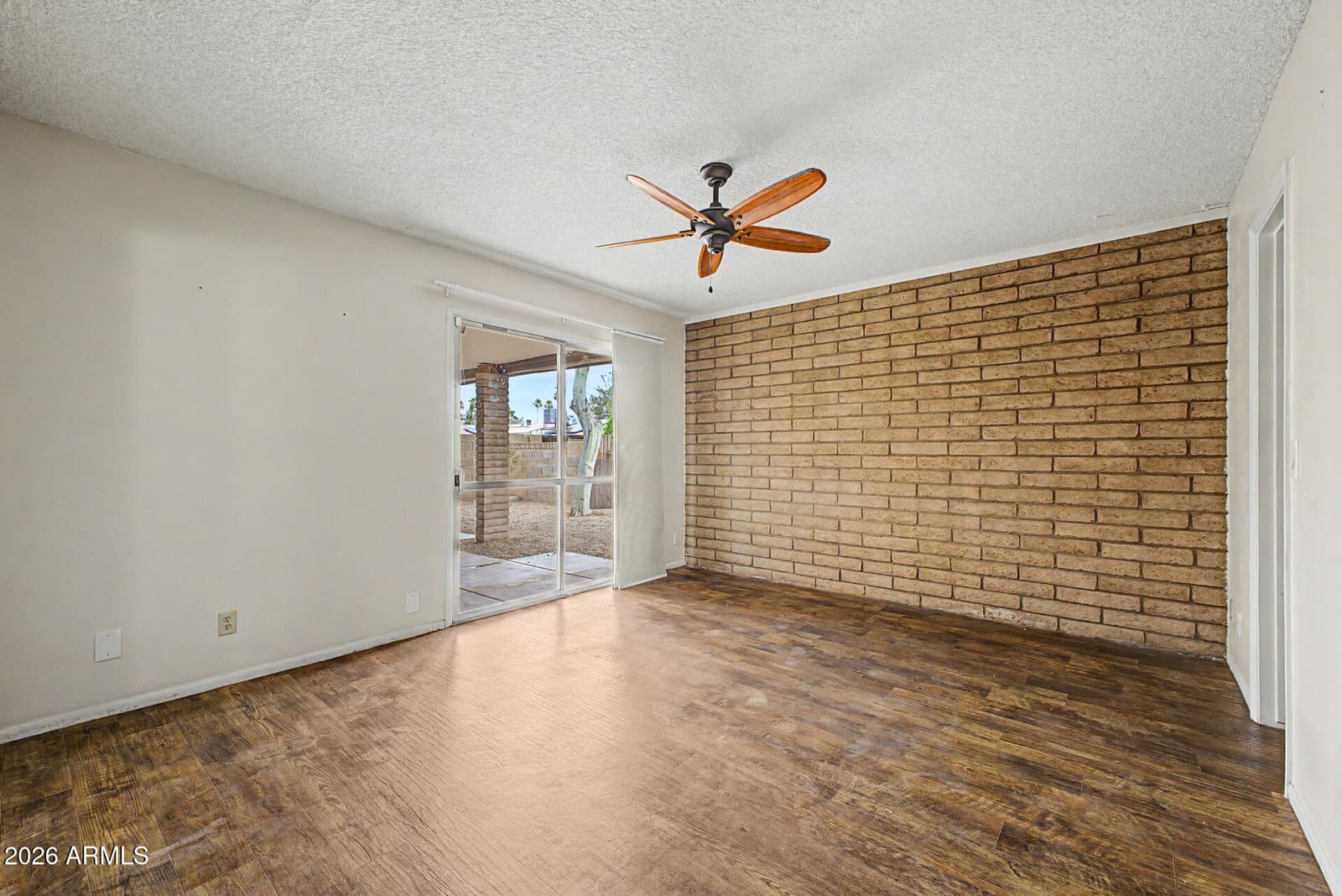 2021 W MYRTLE Avenue, Phoenix, AZ 85021 — photo 13 of 29