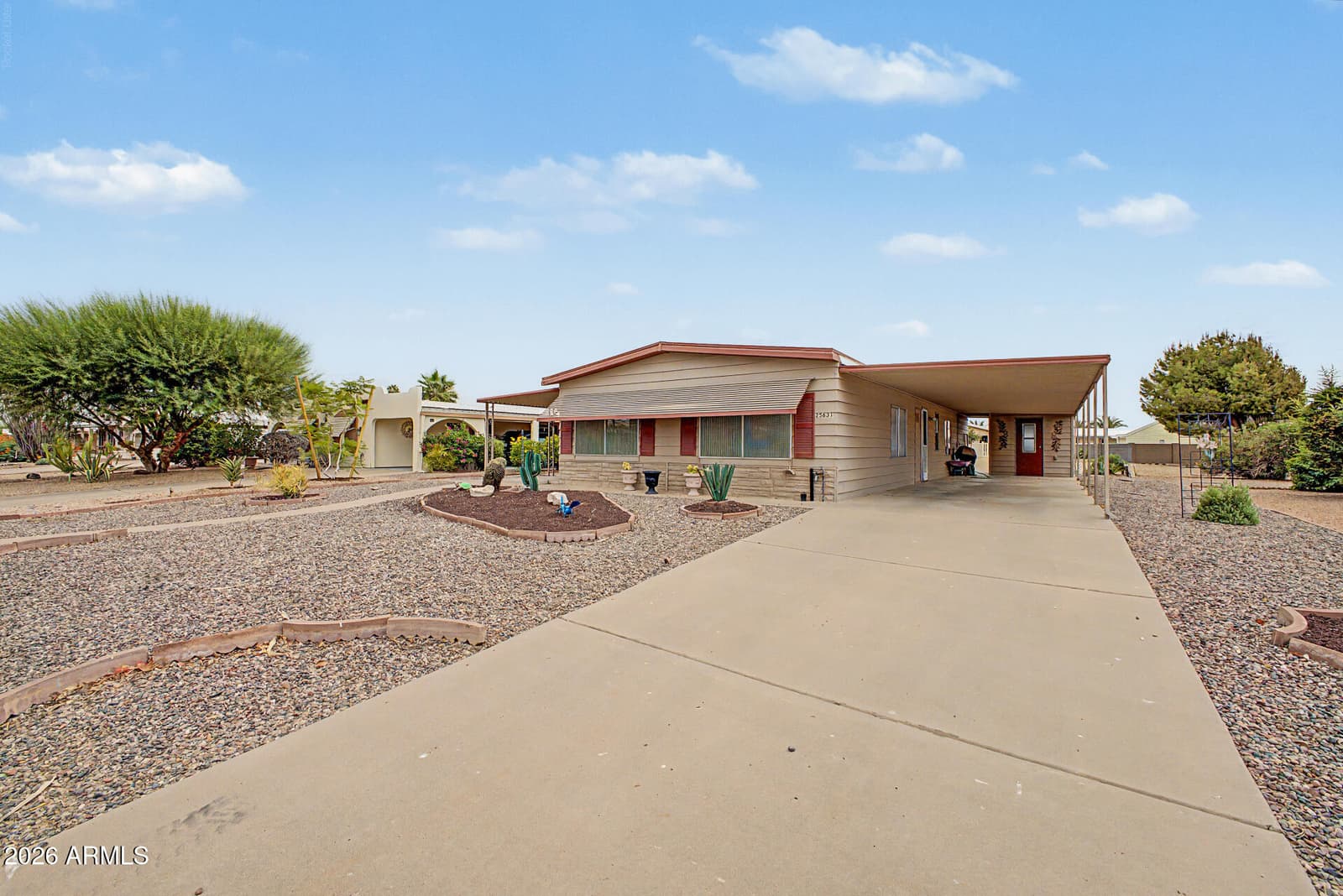 25631 S MONTANA Avenue, Sun Lakes, AZ 85248 — photo 2 of 27