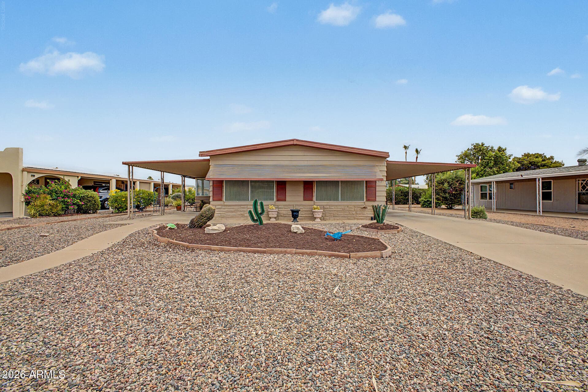 25631 S MONTANA Avenue, Sun Lakes, AZ 85248