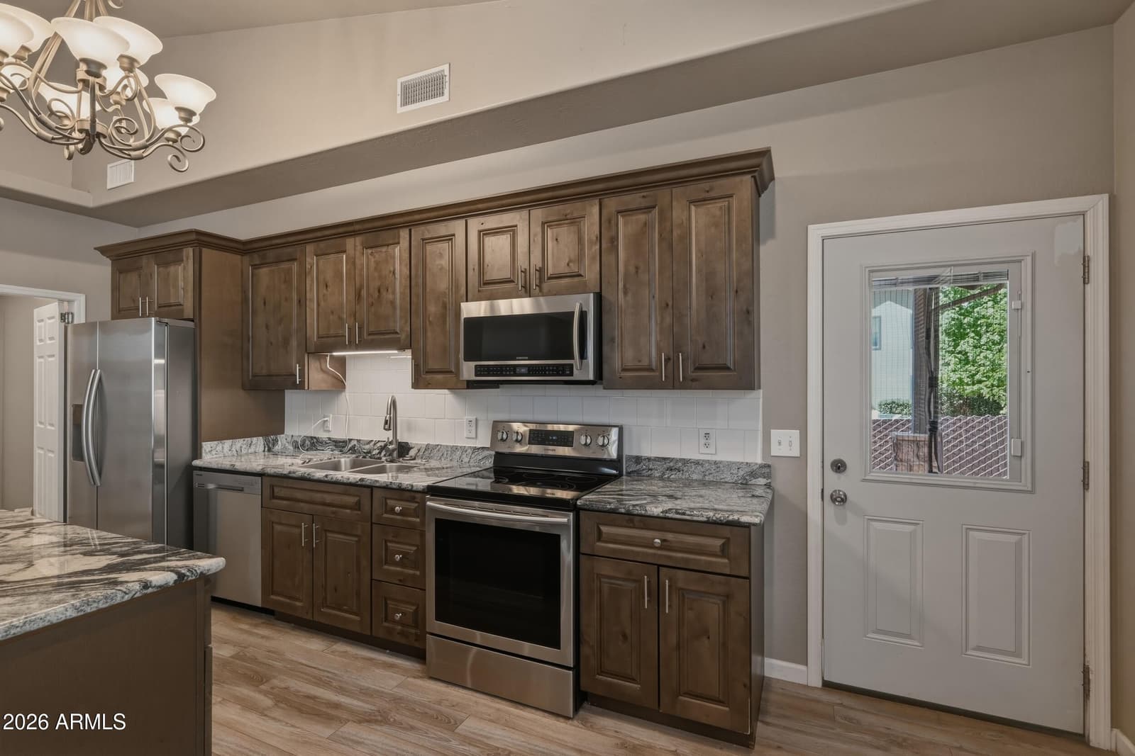 710 W SHERWOOD Drive, Payson, AZ 85541 — photo 13 of 32