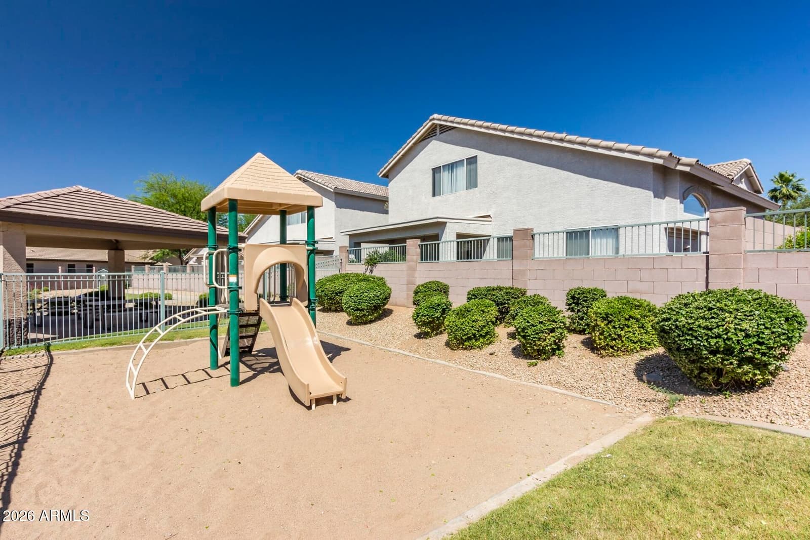 16036 N 11TH Avenue 1058, Phoenix, AZ 85023 — photo 14 of 57