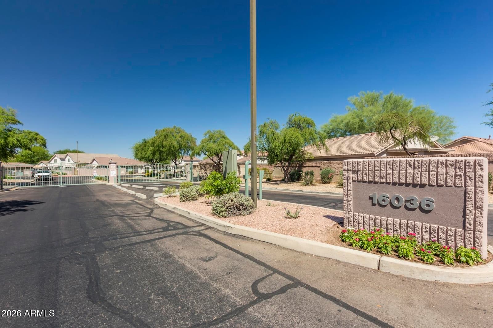 16036 N 11TH Avenue 1058, Phoenix, AZ 85023 — photo 54 of 57