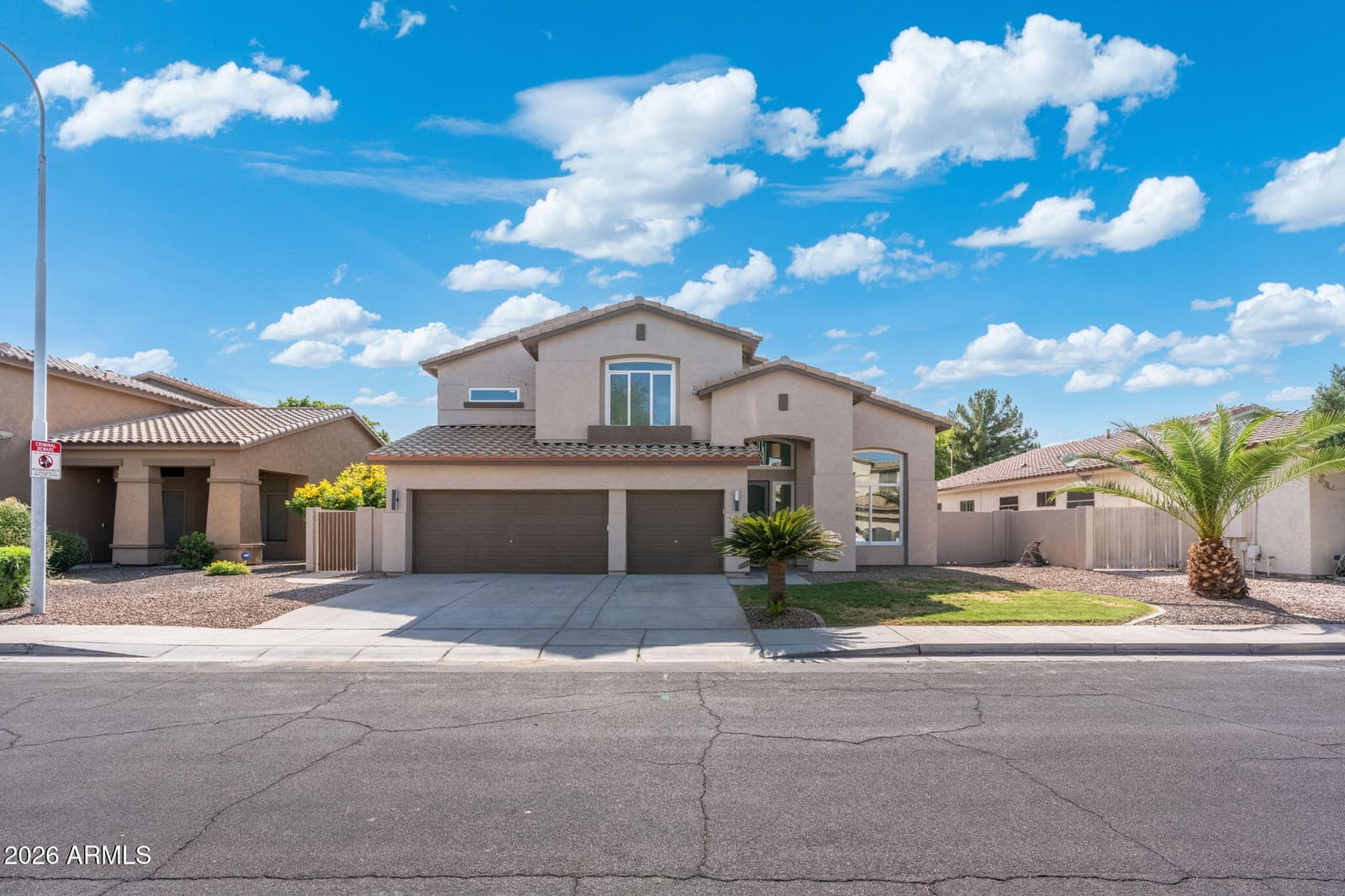 3560 S NEBRASKA Street, Chandler, AZ 85248 — photo 2 of 31