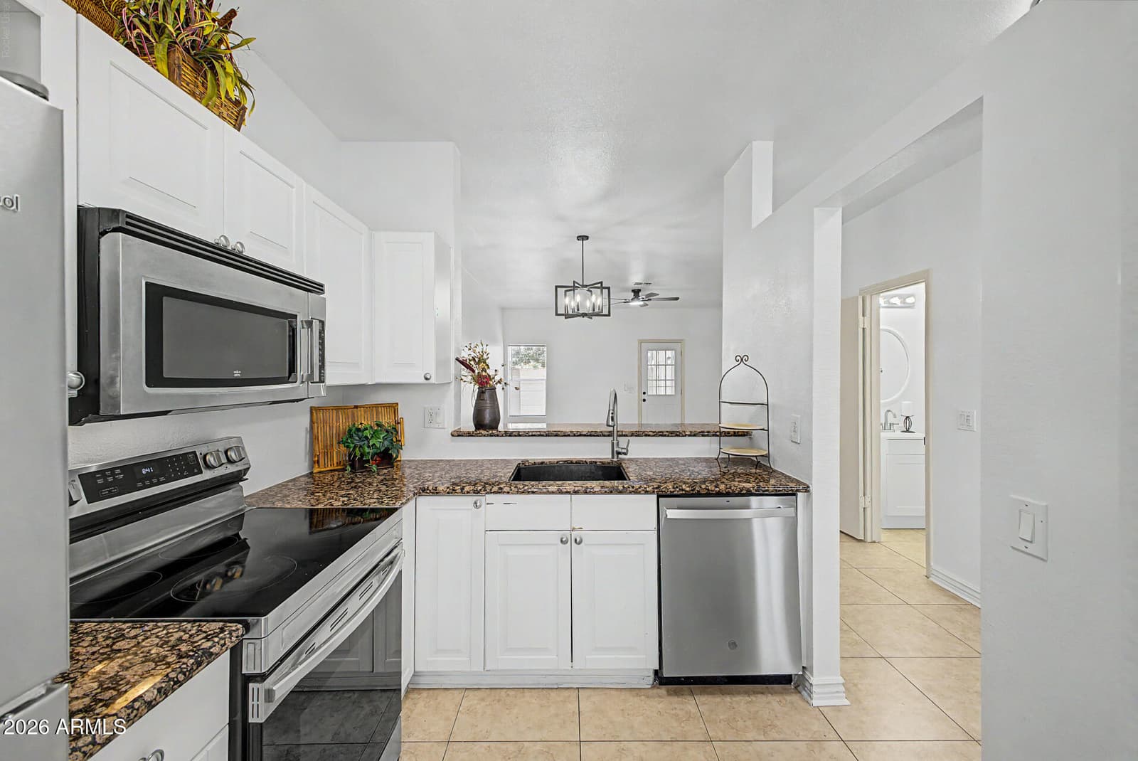 1601 N SABA Street 238, Chandler, AZ 85225 — photo 4 of 43