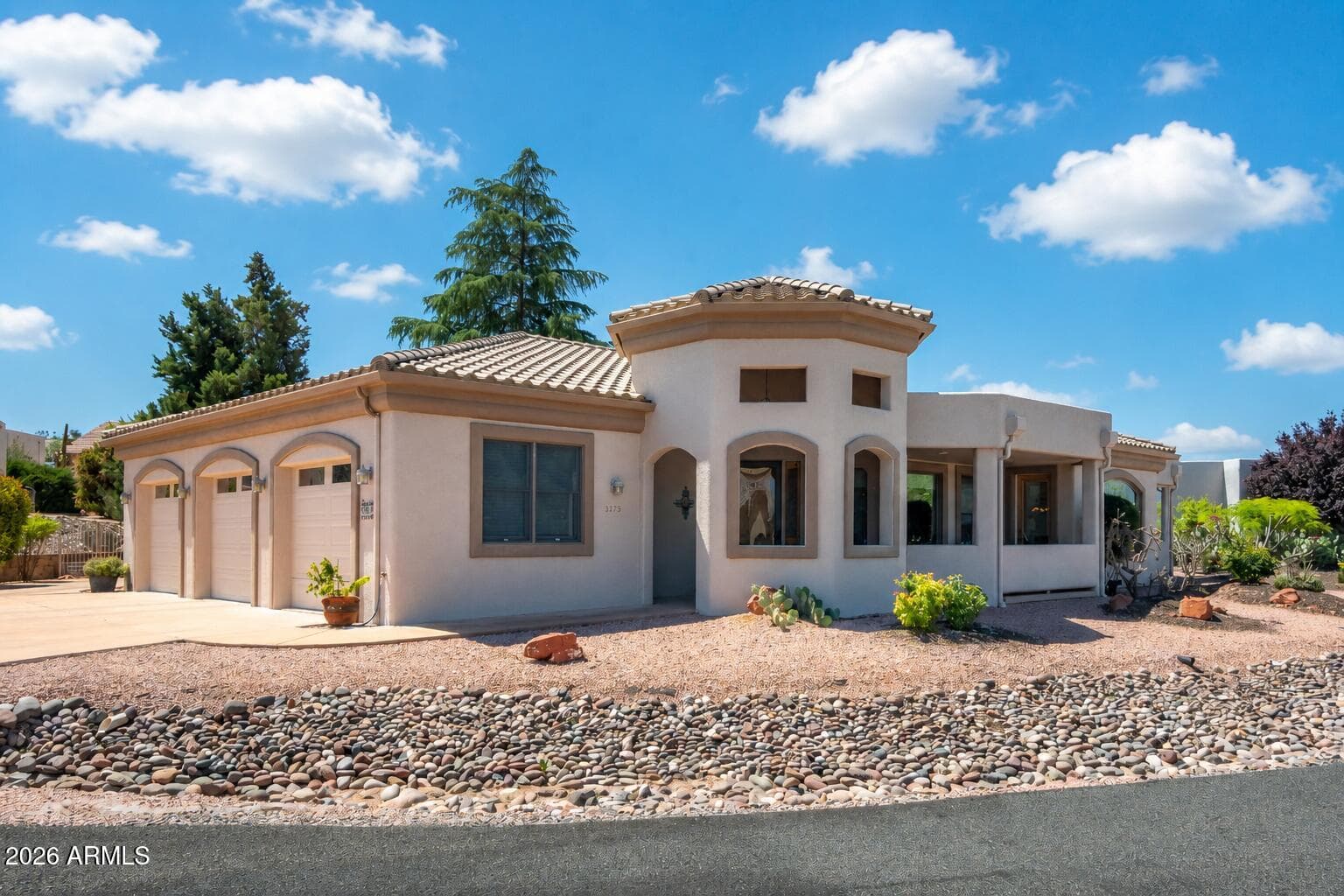 3575 W FAIRWAY Circle, Cornville, AZ 86325 — photo 1 of 39