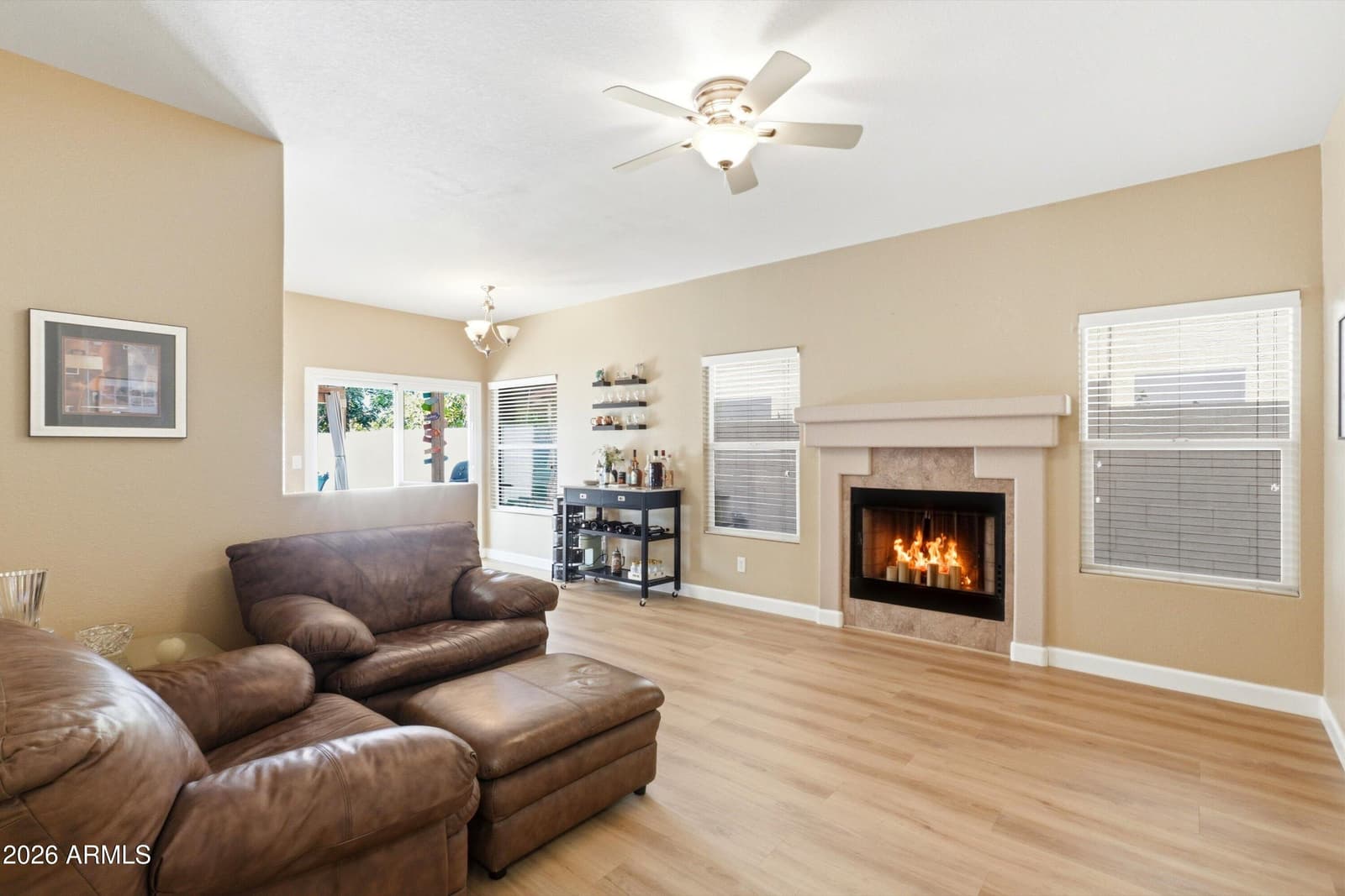 4578 W SHANNON Street, Chandler, AZ 85226 — photo 4 of 27