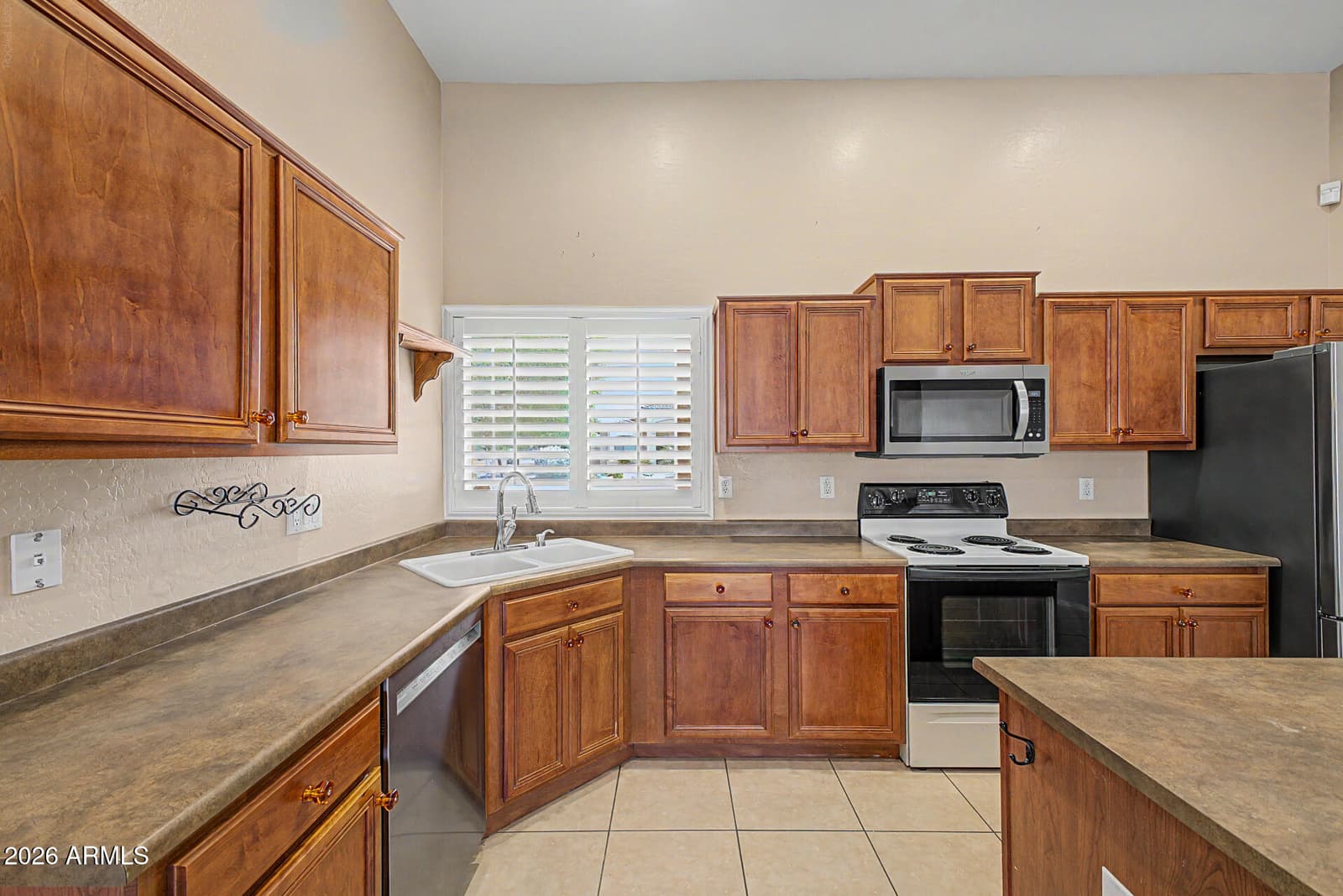 3386 E THORNTON Avenue, Gilbert, AZ 85297 — photo 12 of 35