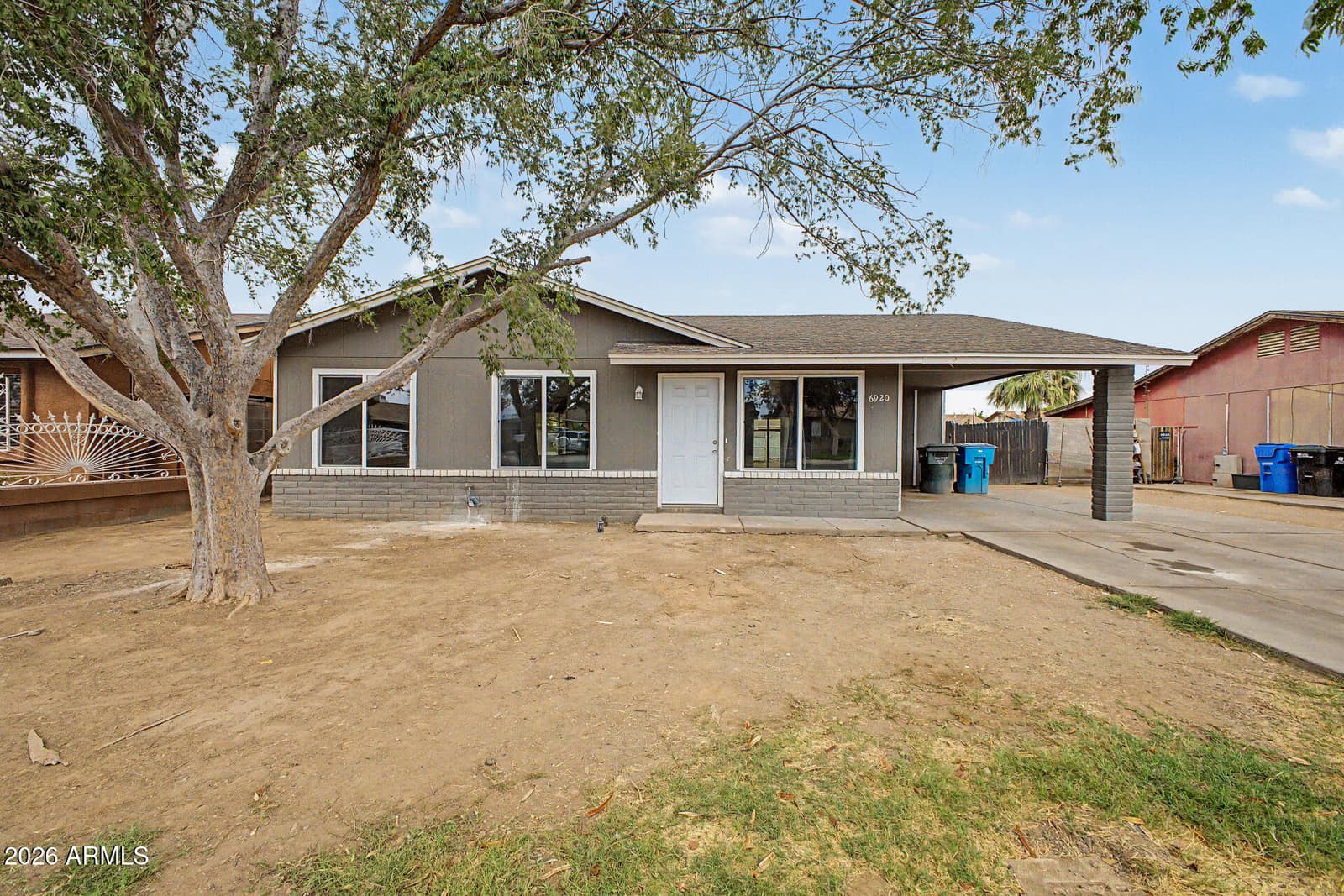 6920 W FILLMORE Street, Phoenix, AZ 85043 — photo 2 of 21