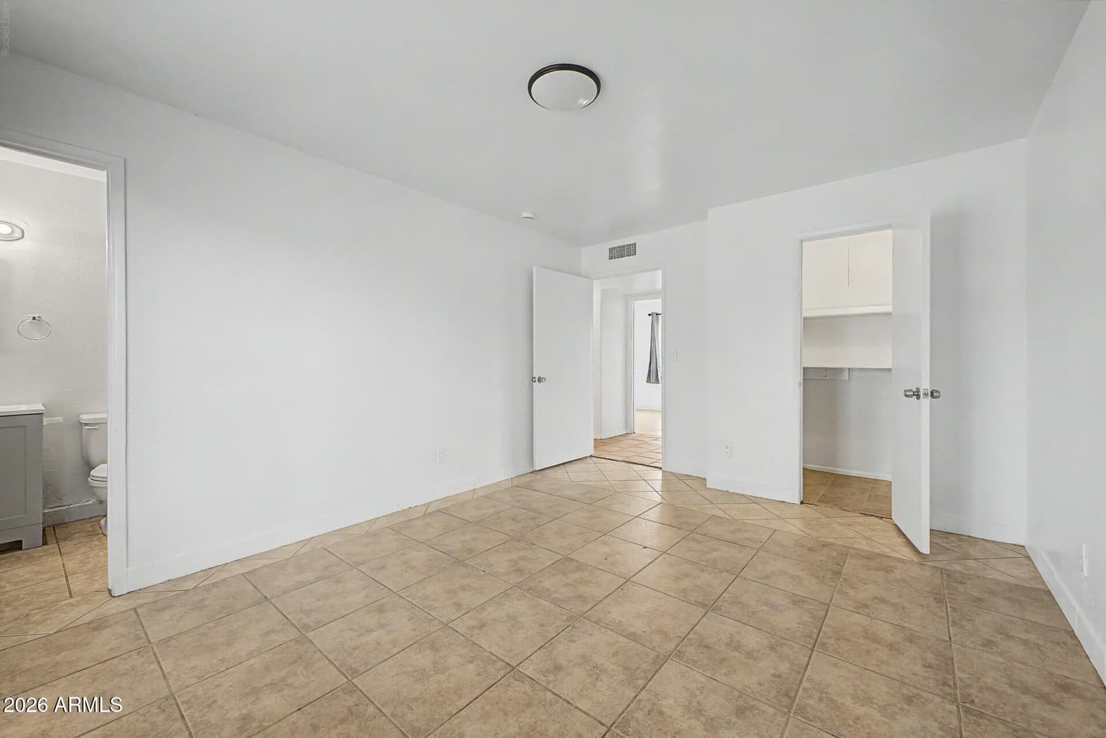 6920 W FILLMORE Street, Phoenix, AZ 85043 — photo 12 of 21