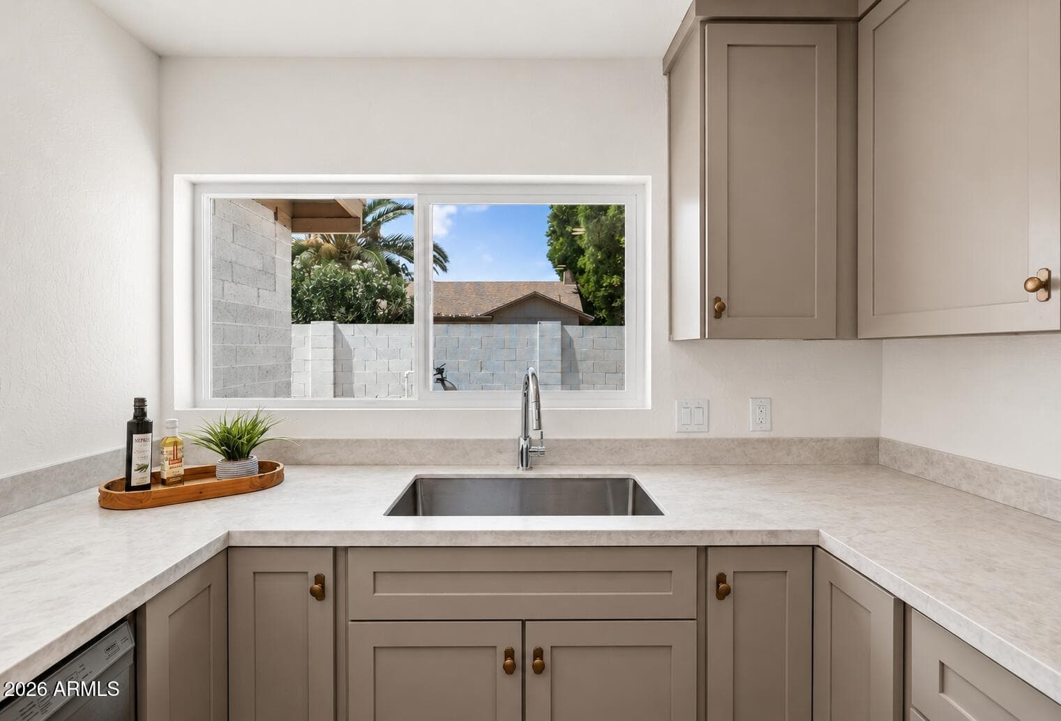2104 E ENID Avenue, Mesa, AZ 85204 — photo 14 of 36