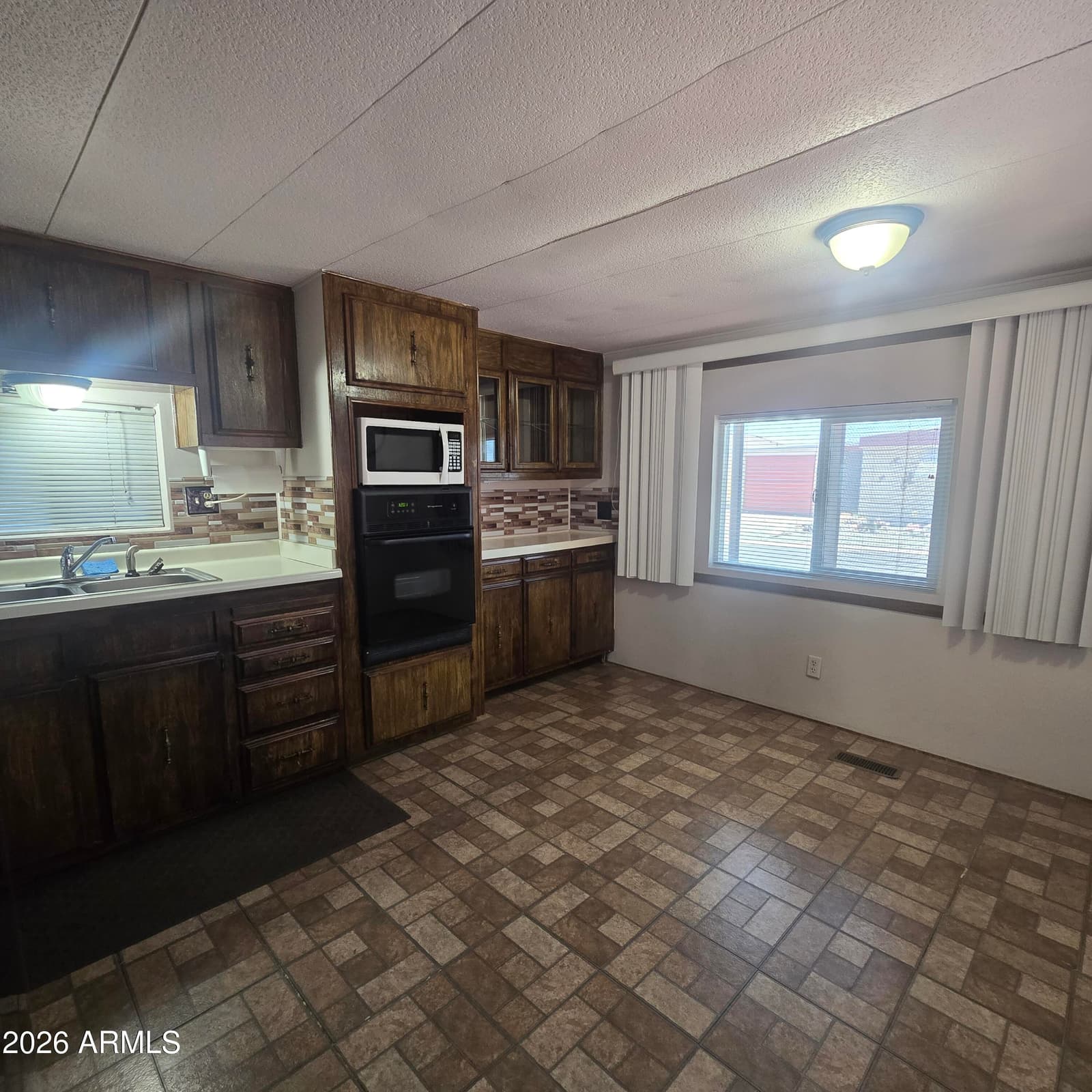 10201 N 99TH Avenue A7, Peoria, AZ 85345 — photo 11 of 22