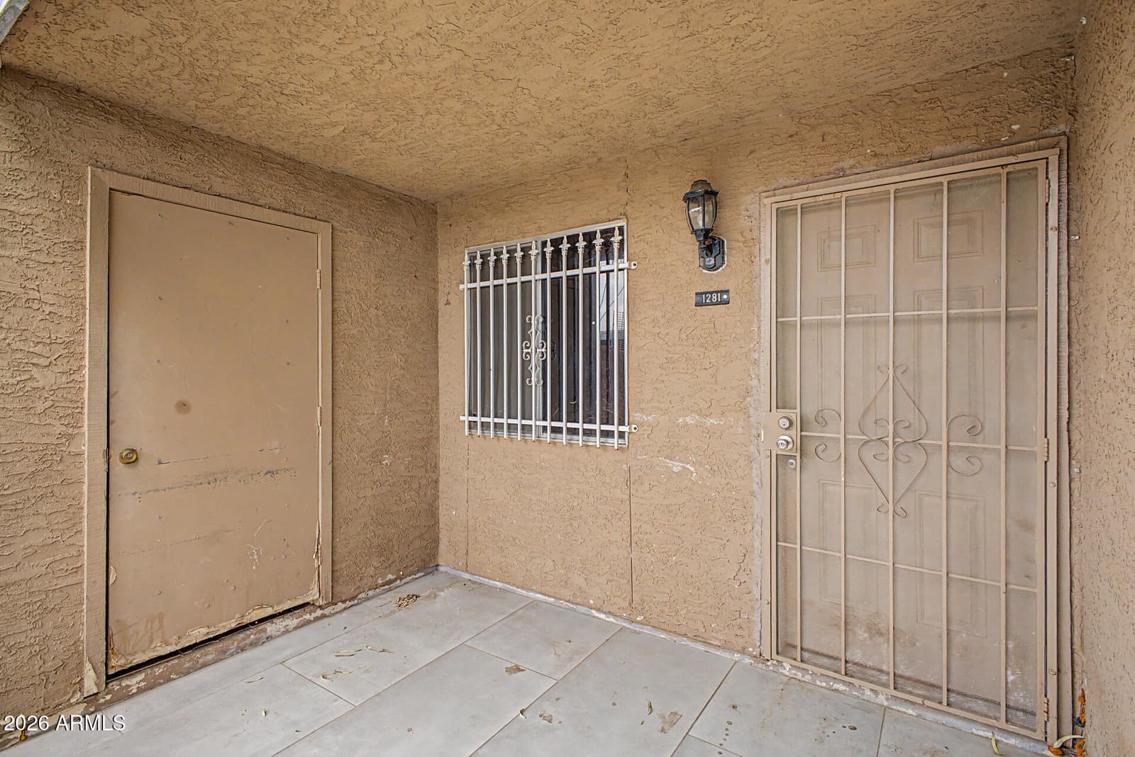 6902 W DEVONSHIRE Avenue 1281, Phoenix, AZ 85033 — photo 3 of 35