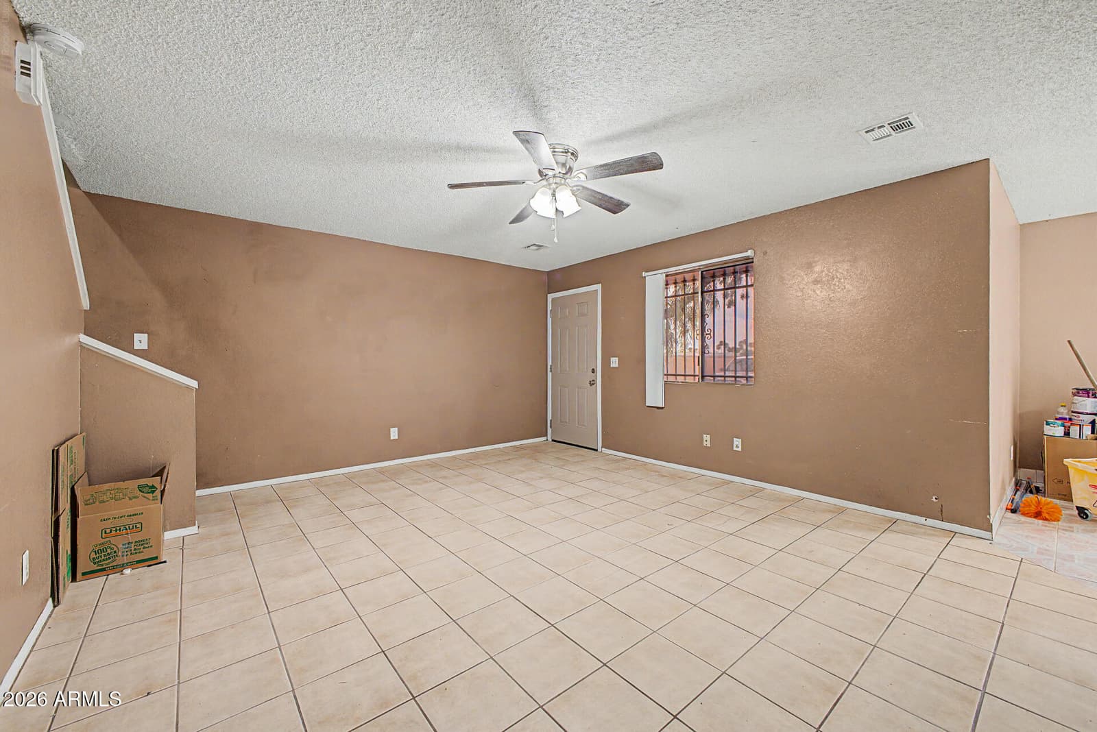 6902 W DEVONSHIRE Avenue 1281, Phoenix, AZ 85033 — photo 6 of 35