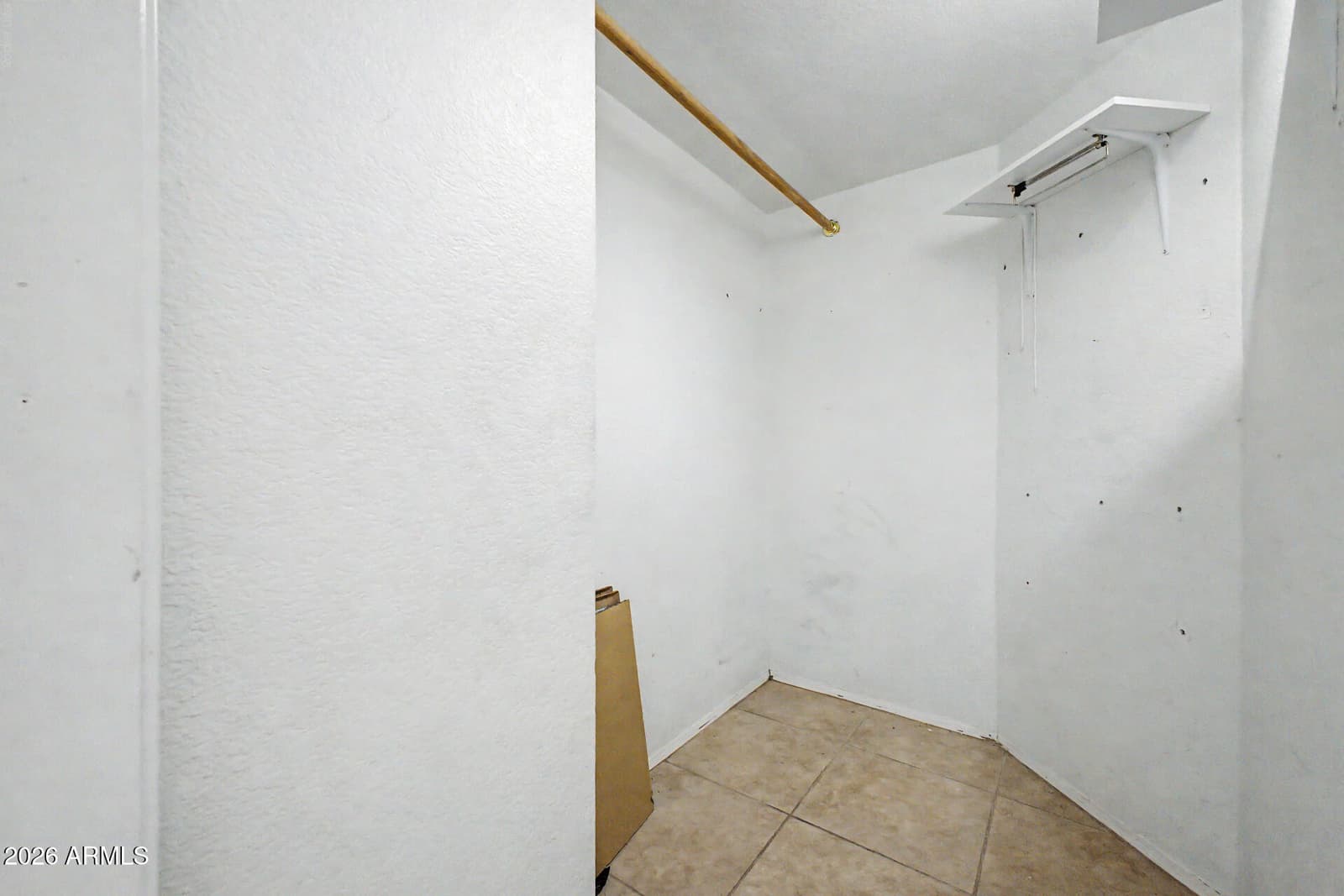 6902 W DEVONSHIRE Avenue 1281, Phoenix, AZ 85033 — photo 19 of 35