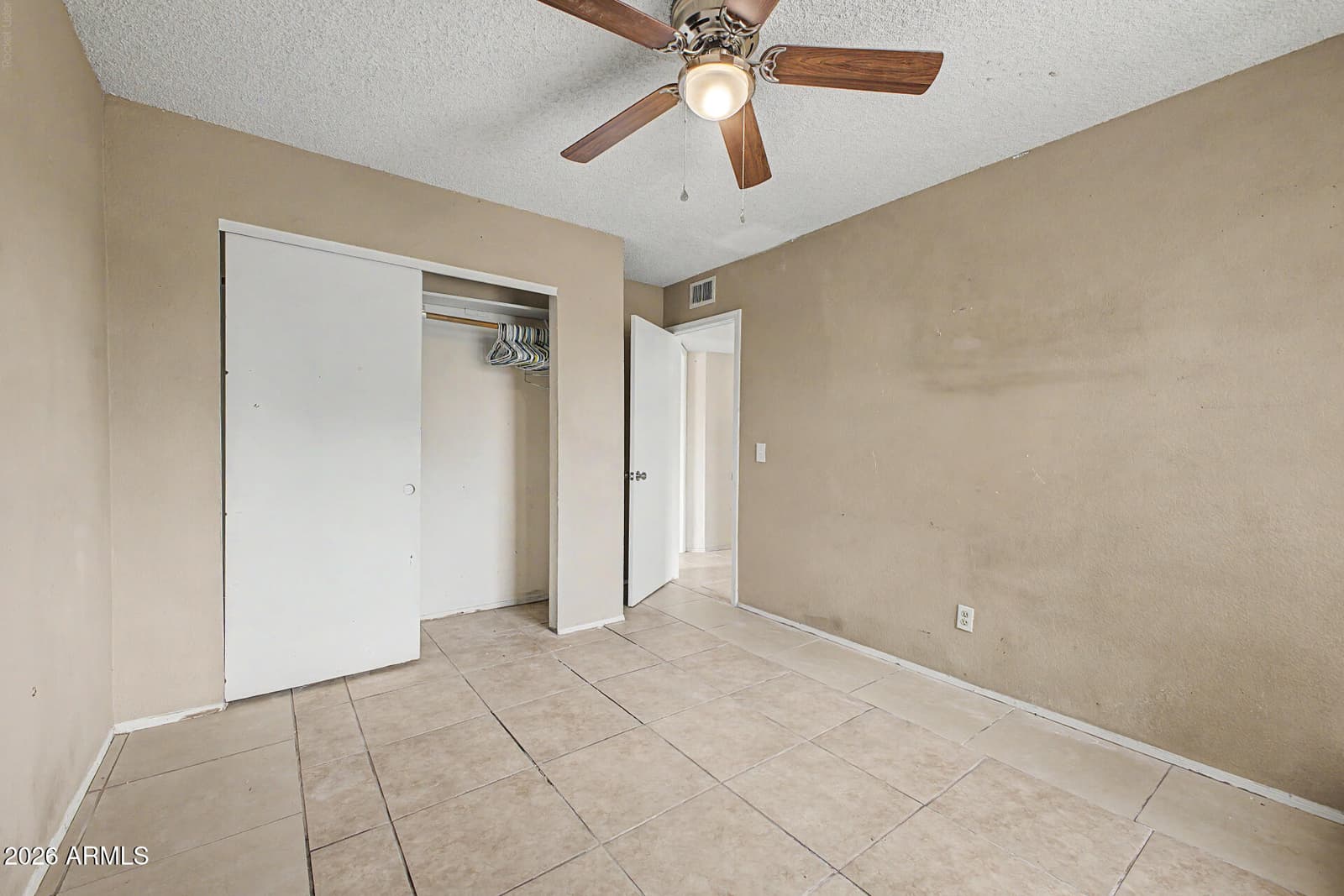 6902 W DEVONSHIRE Avenue 1281, Phoenix, AZ 85033 — photo 23 of 35