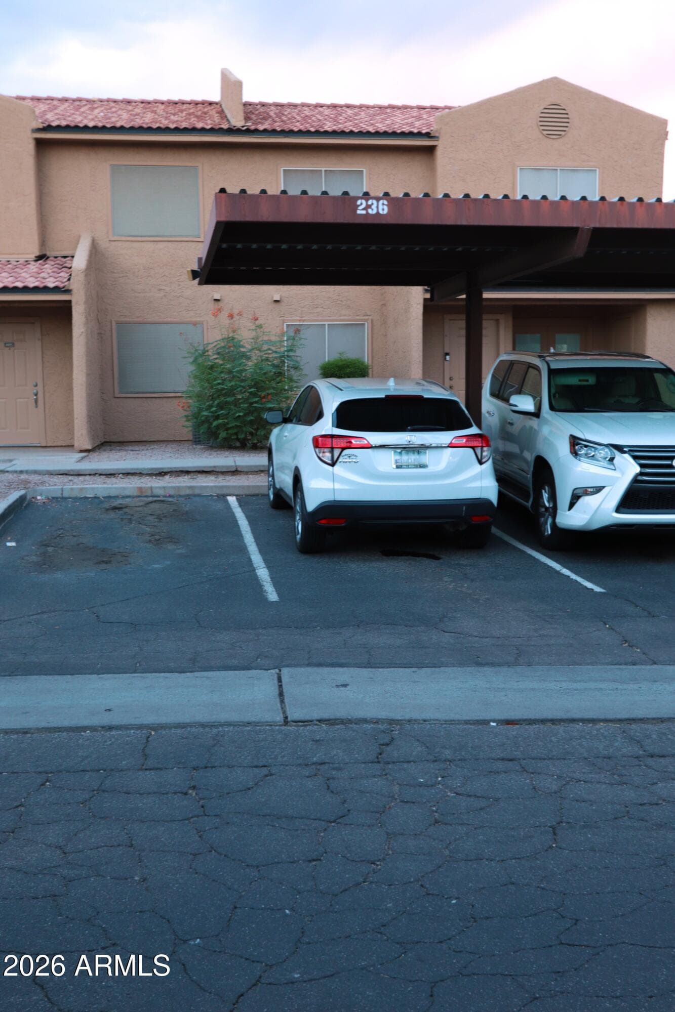 3511 E BASELINE Road 1233, Phoenix, AZ 85042